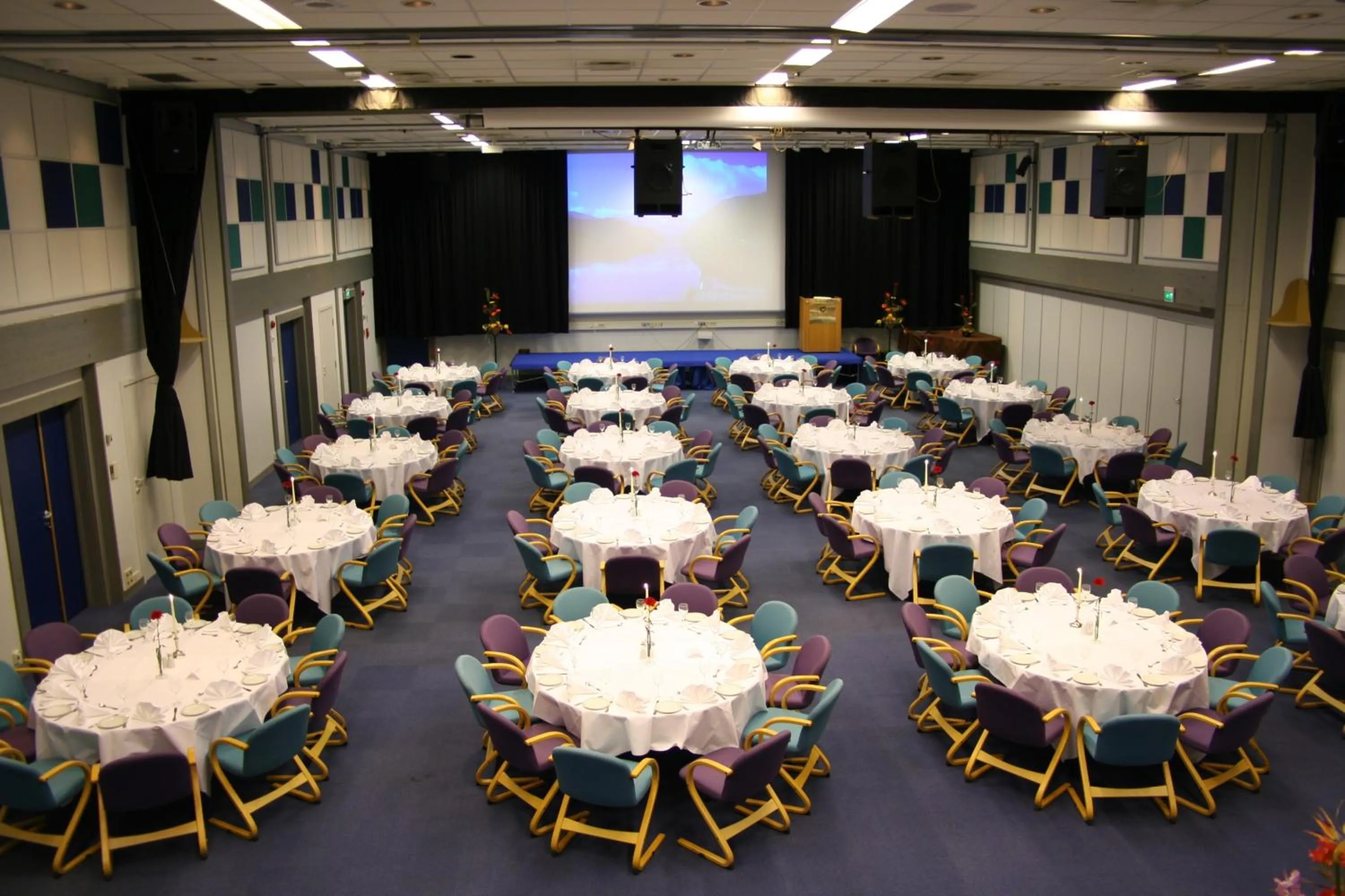 Restaurant/places to eat in Brakanes Hotel