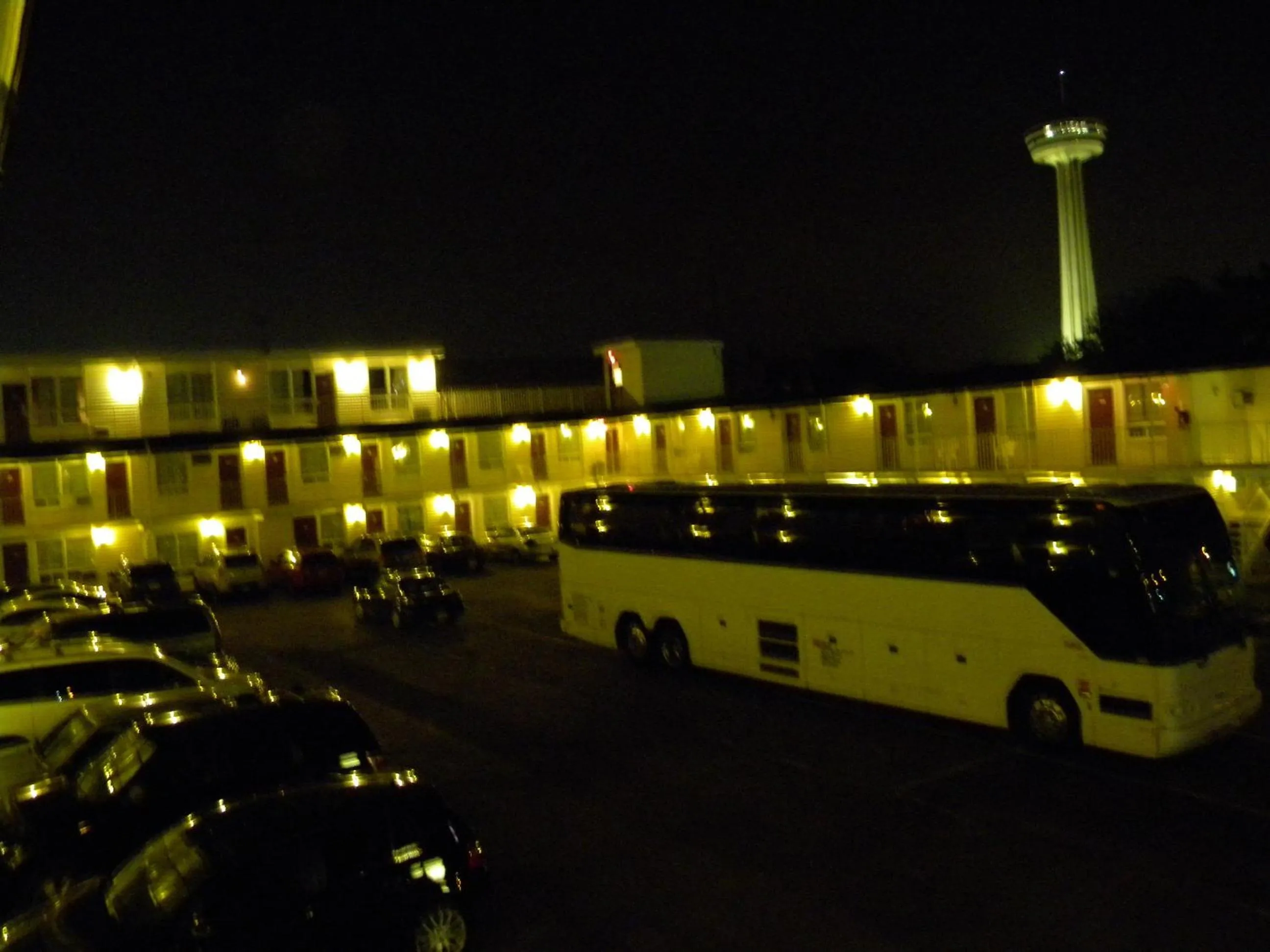 Facade/entrance in Fairway Inn by the Falls