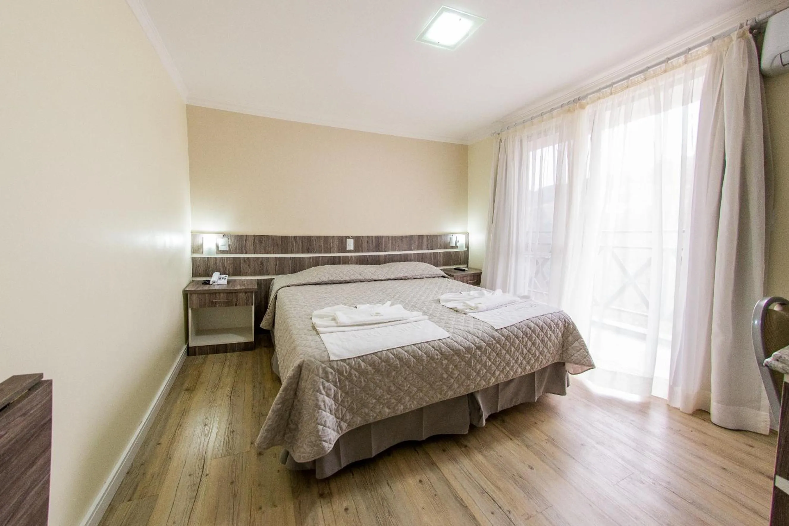 Bedroom, Bed in Hotel Kirst