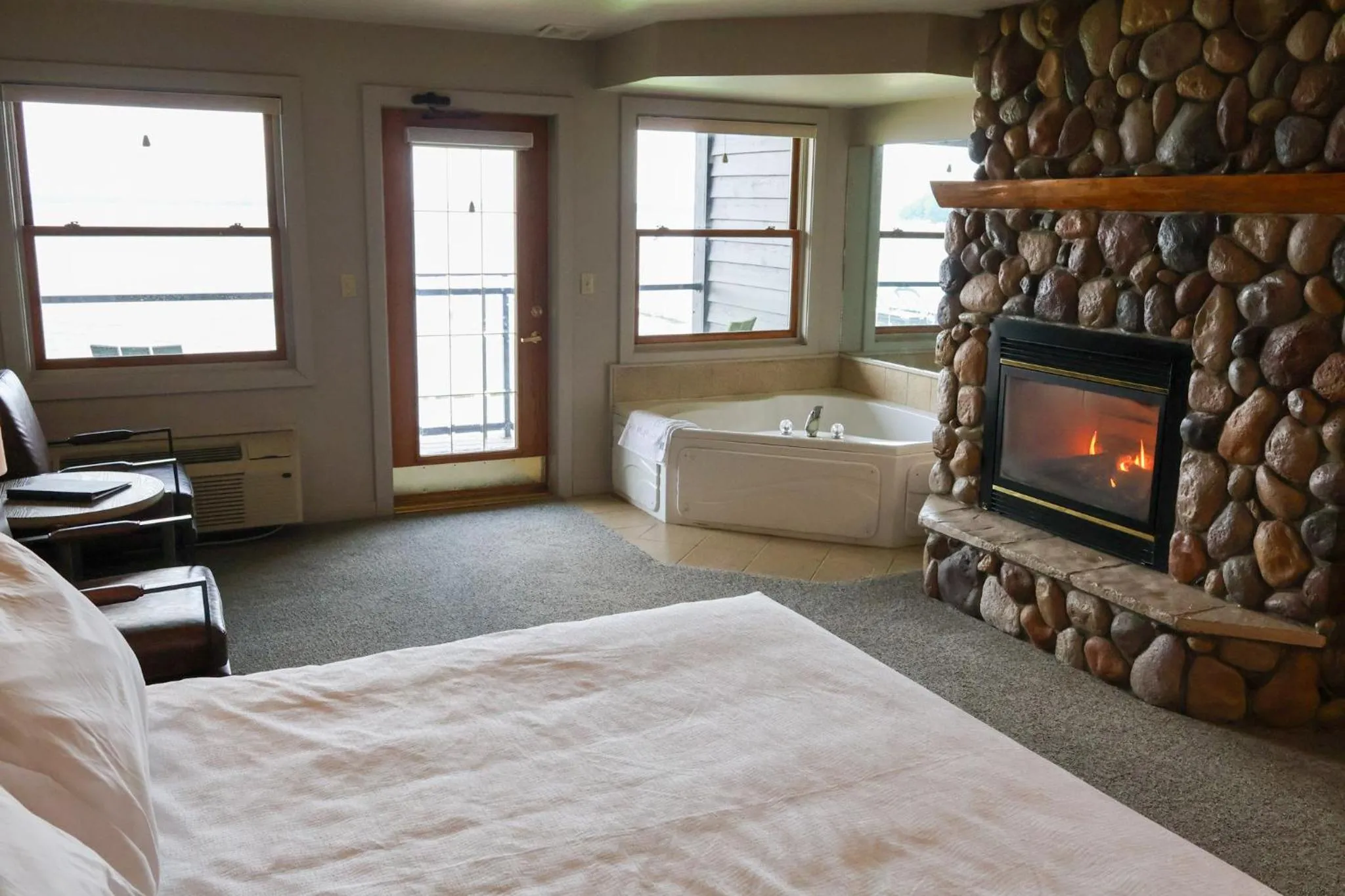 Bed in Quarterdeck Resort