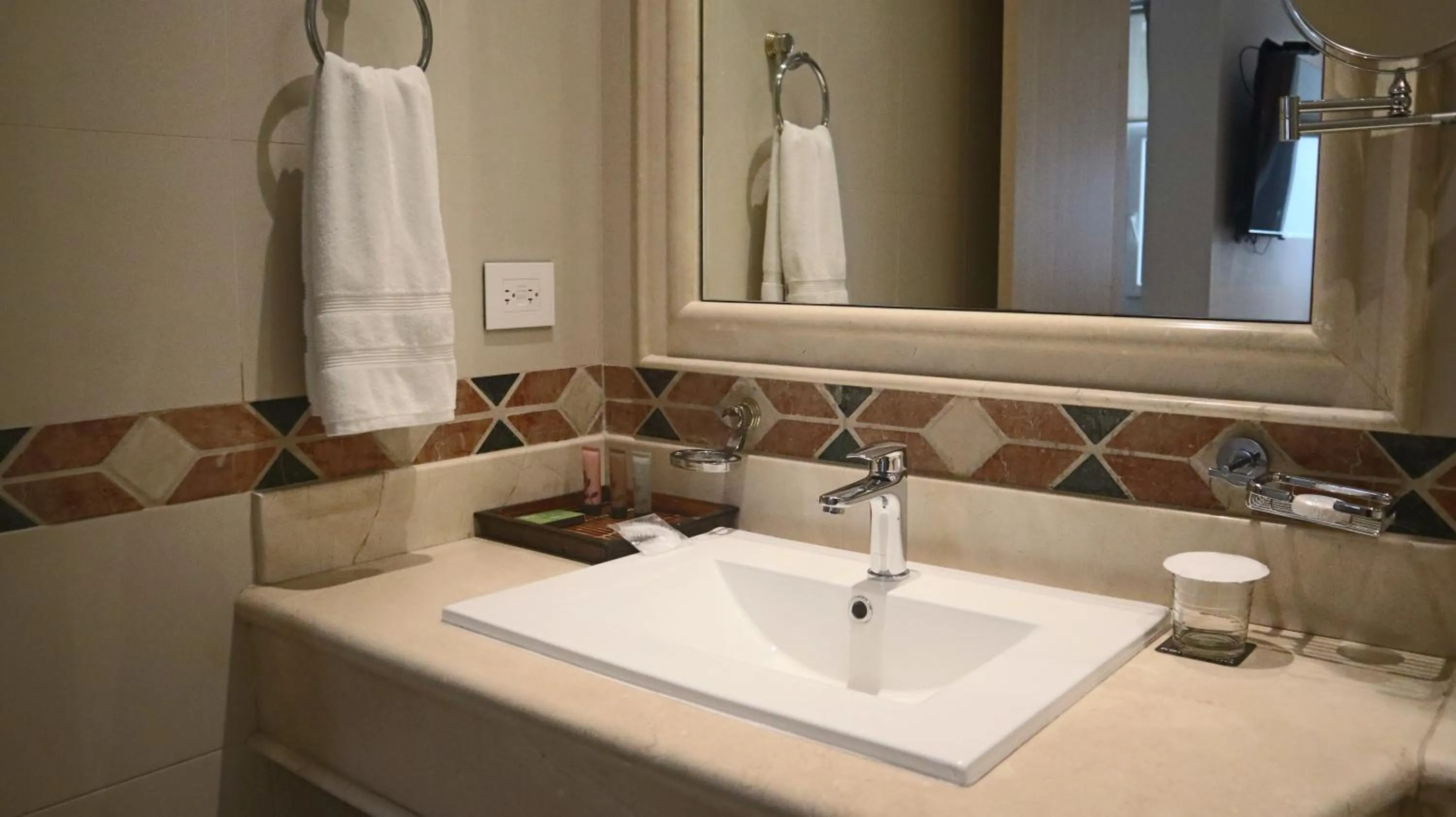 Bathroom in Hotel Portón de la Cabrera