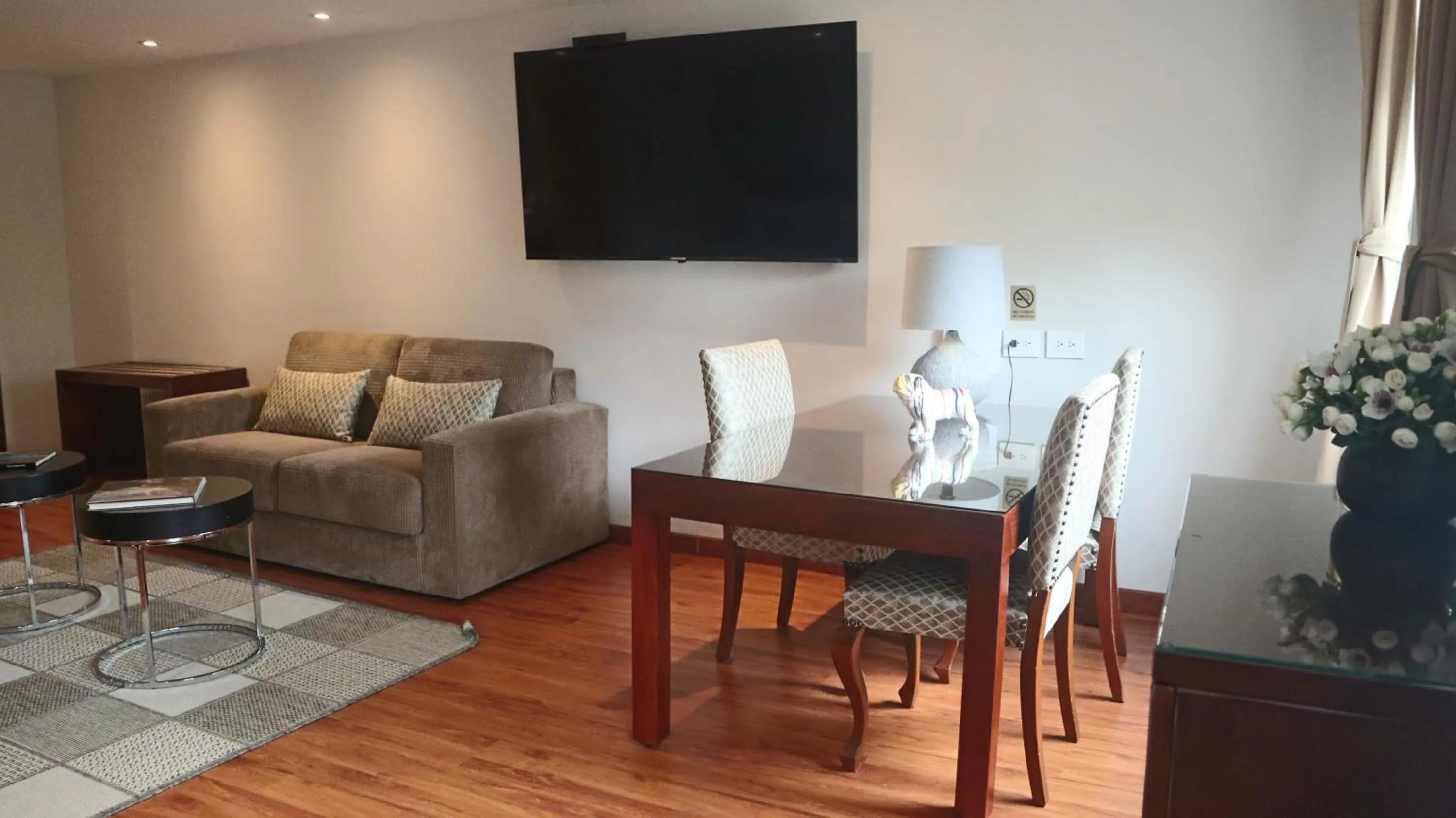 Living room in Hotel Portón de la Cabrera