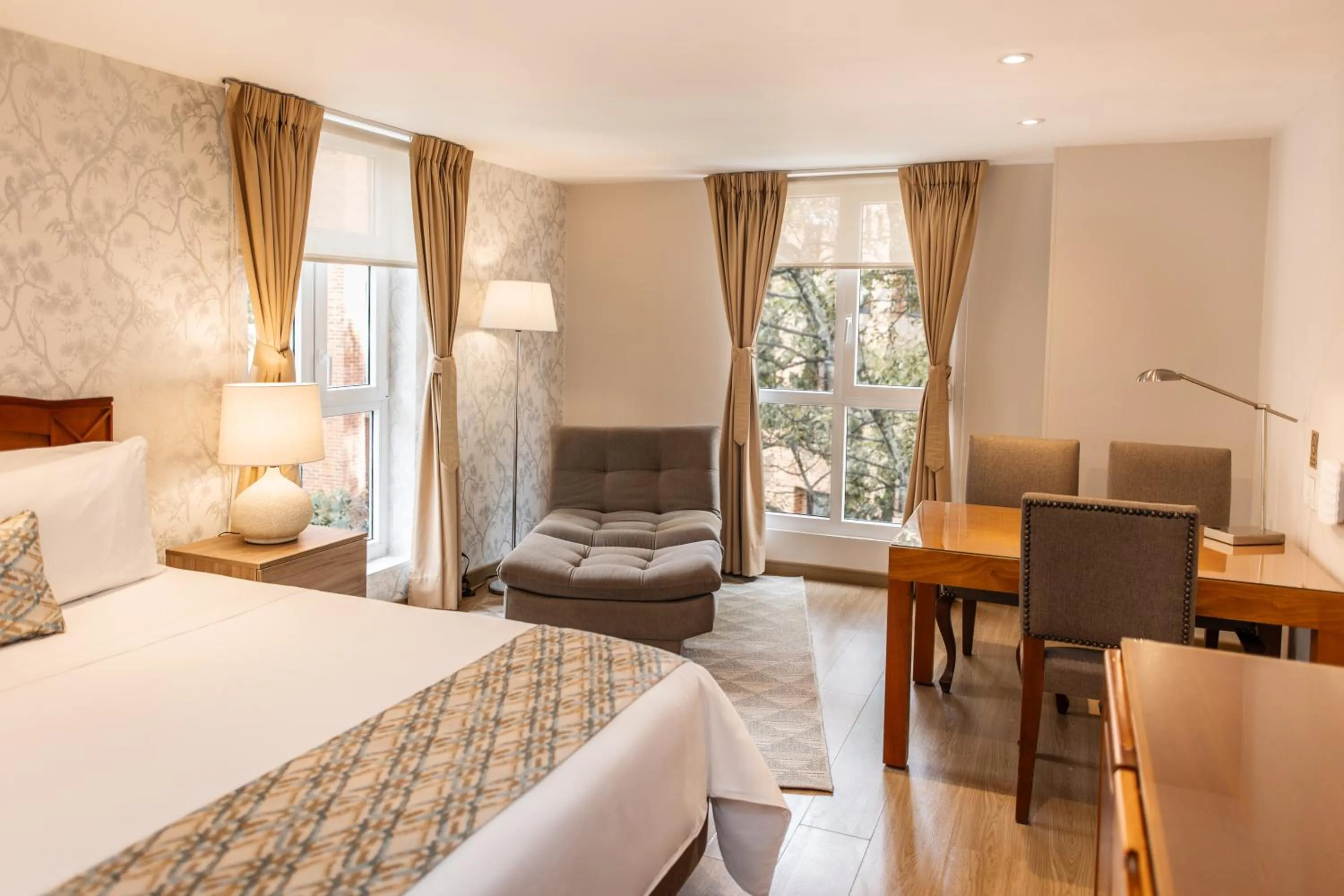 Bedroom, Bed in Hotel Portón de la Cabrera