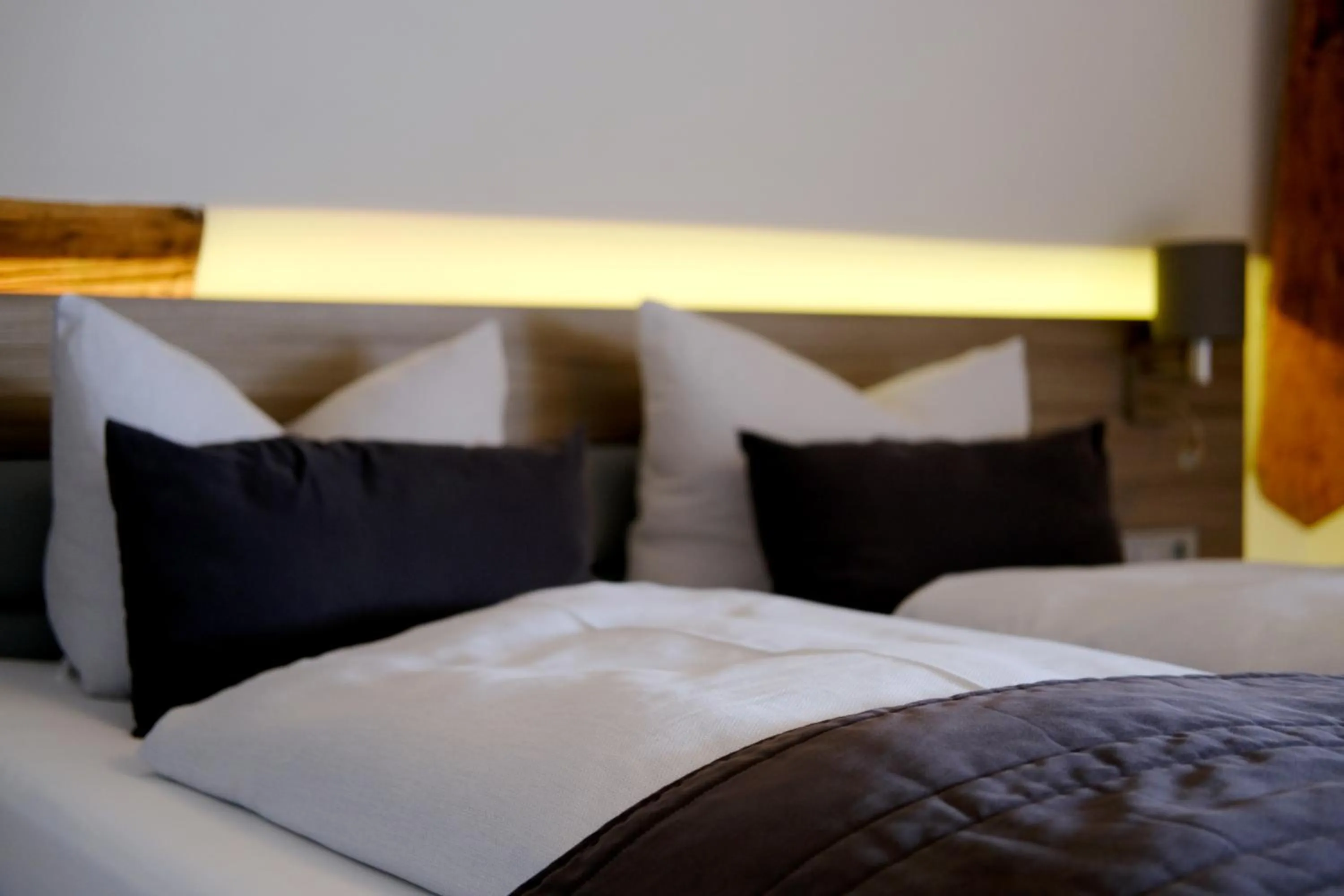 Photo of the whole room, Bed in Hotel & Restaurant Adler Ittendorf - 24h Self-CheckIn