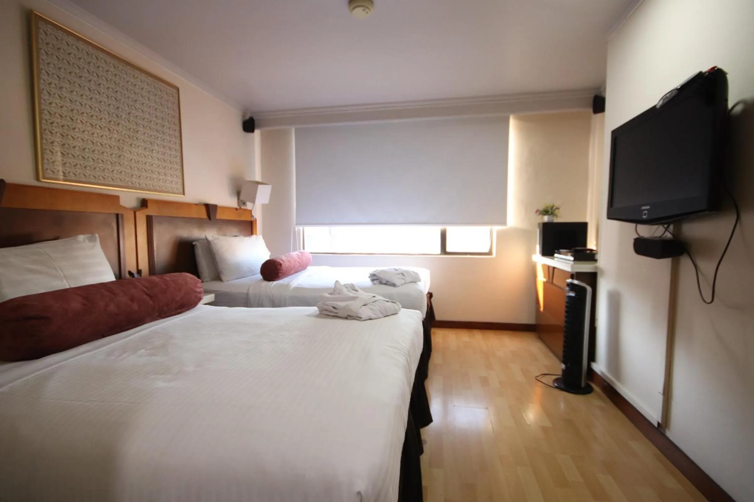 Bedroom, Bed in Lancaster House