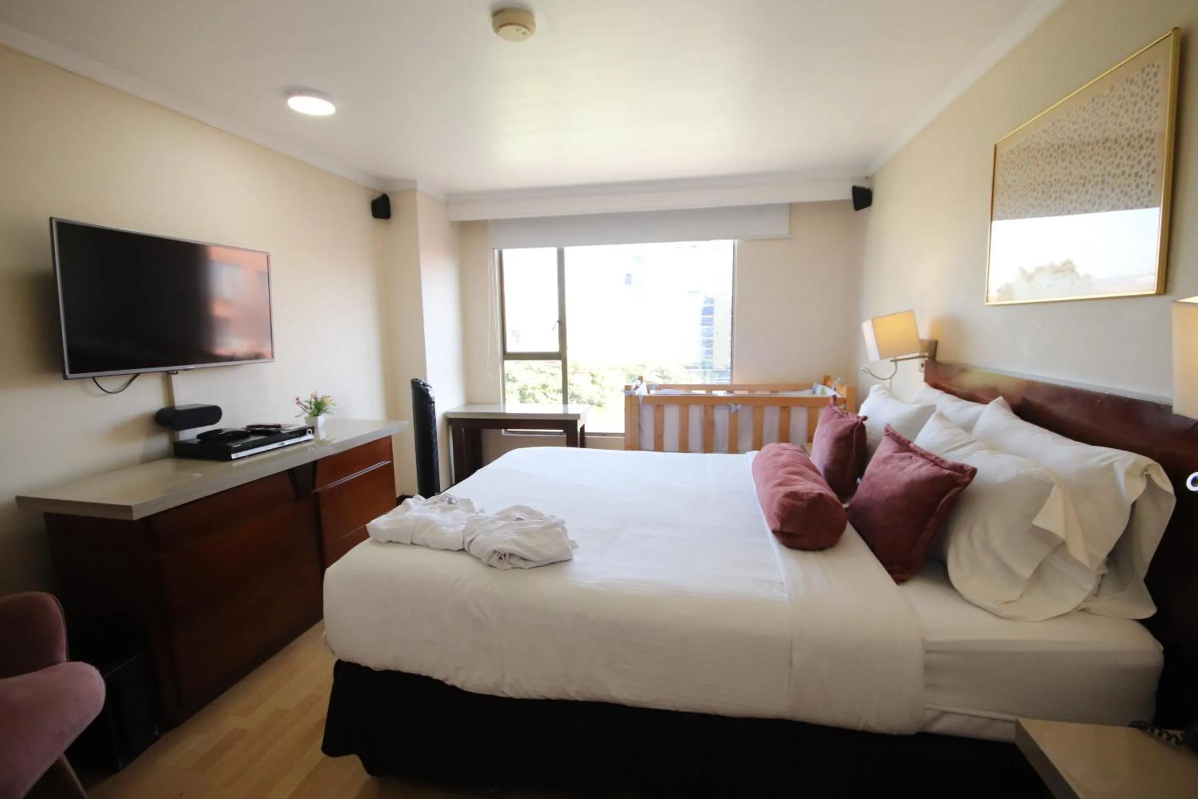 Bedroom, Bed in Lancaster House