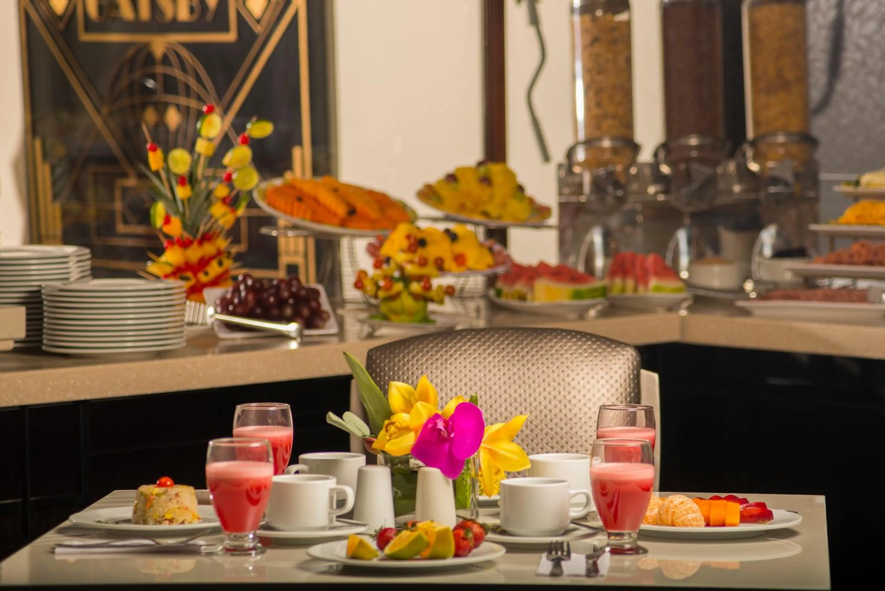 Restaurant/places to eat in Lancaster House