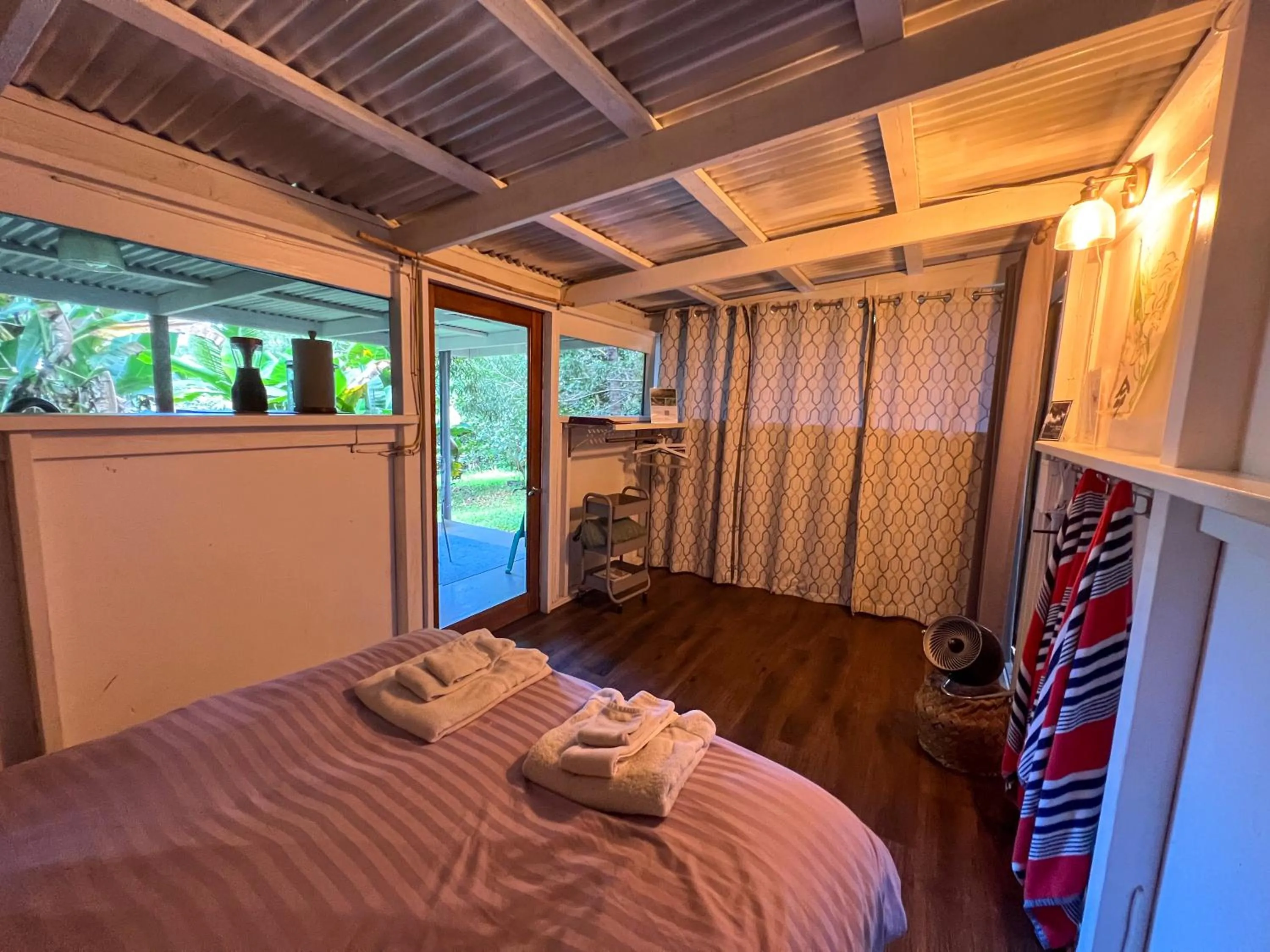 Bedroom, Bed in Gingerhill Farm Retreat