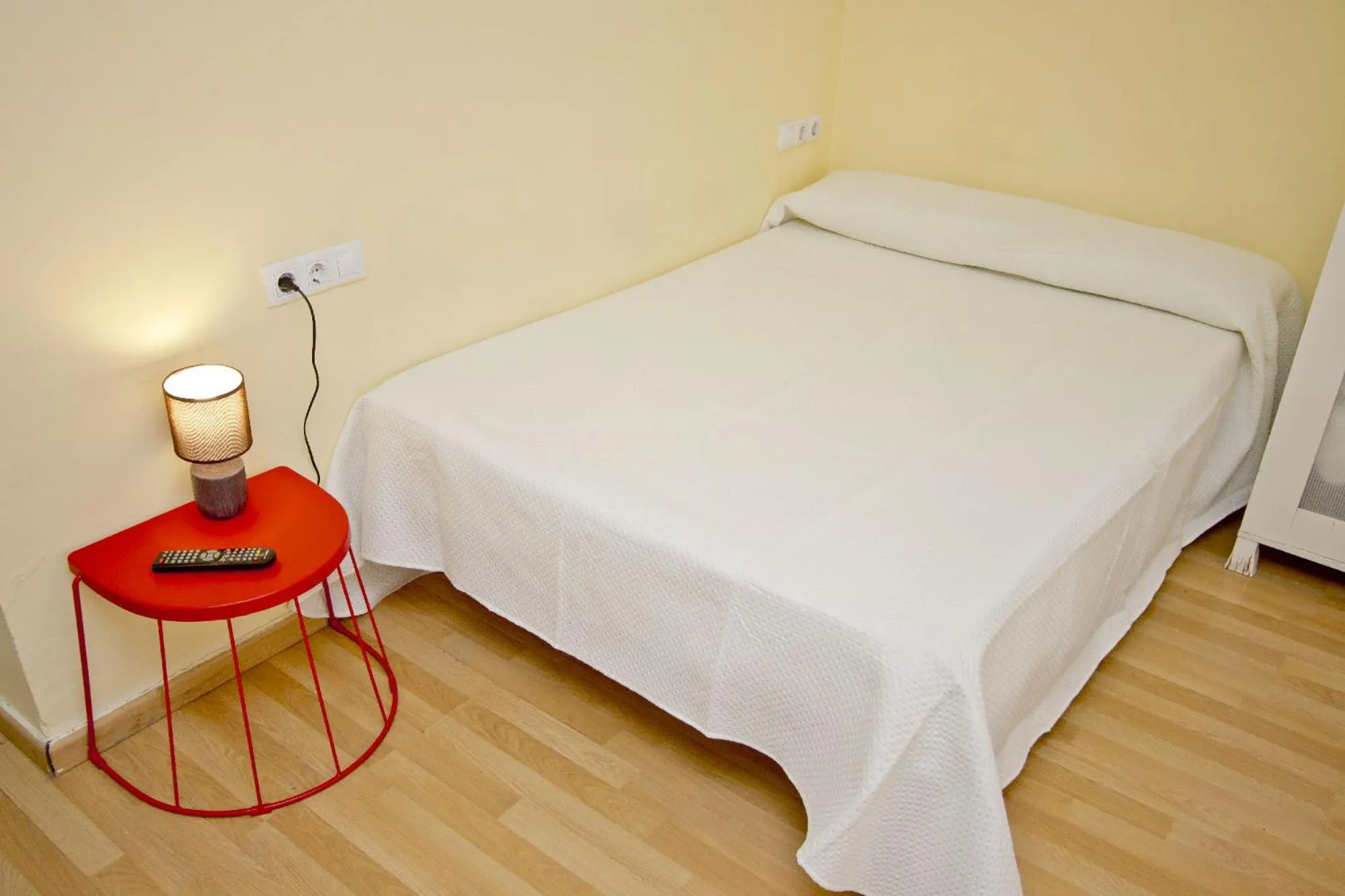 Bed in Barcelona City Apartment