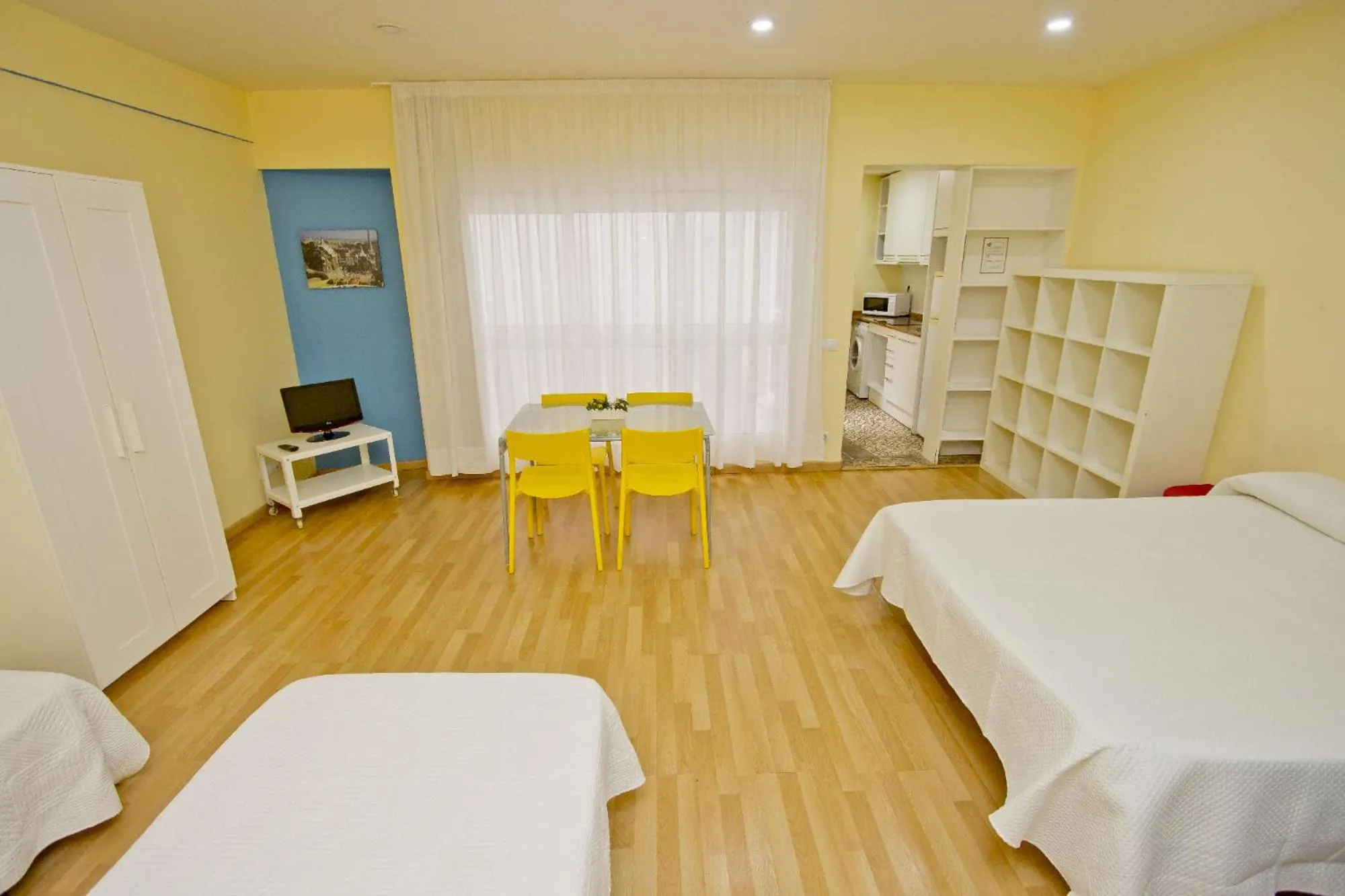 Bed in Barcelona City Apartment