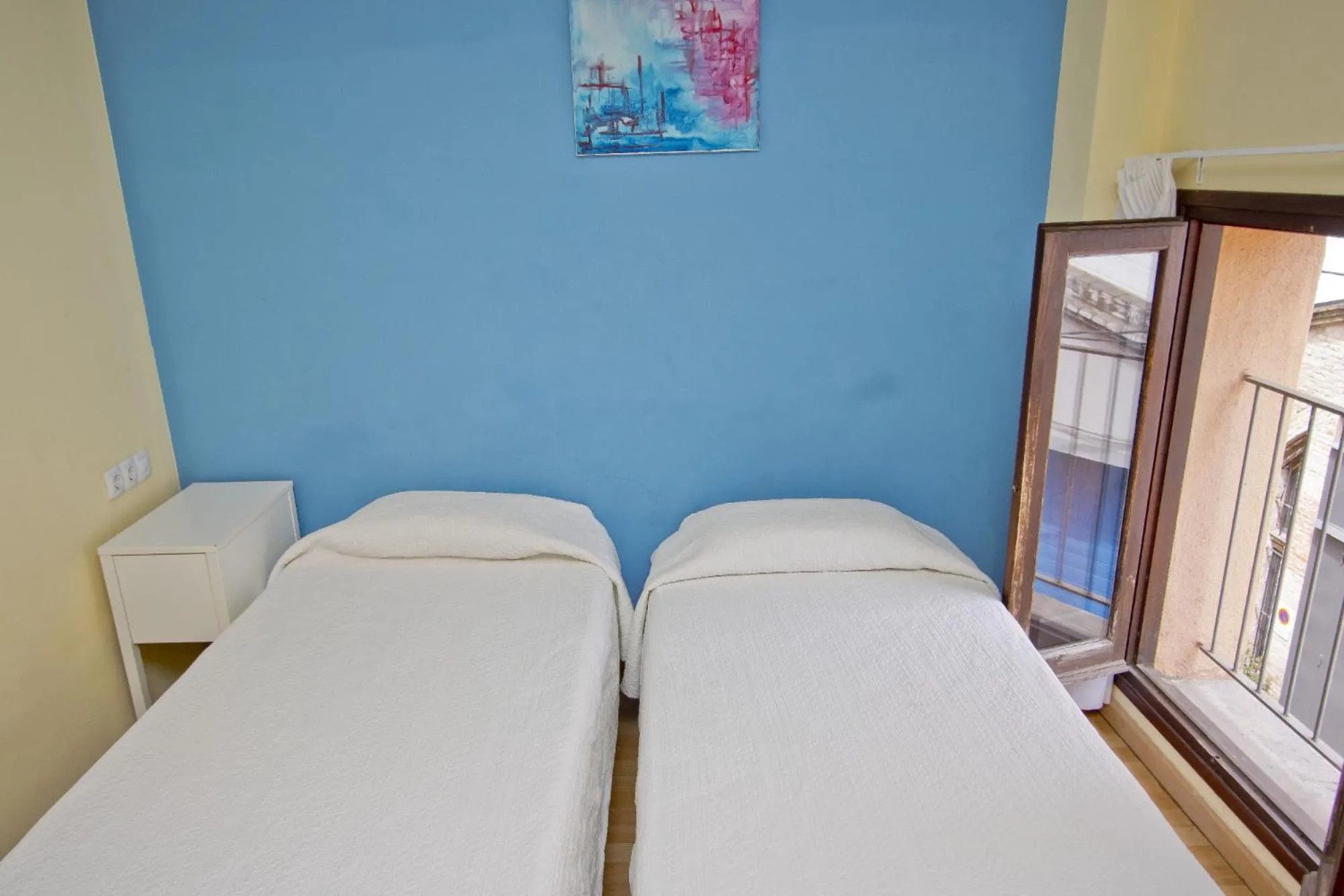 Bed in Barcelona City Apartment