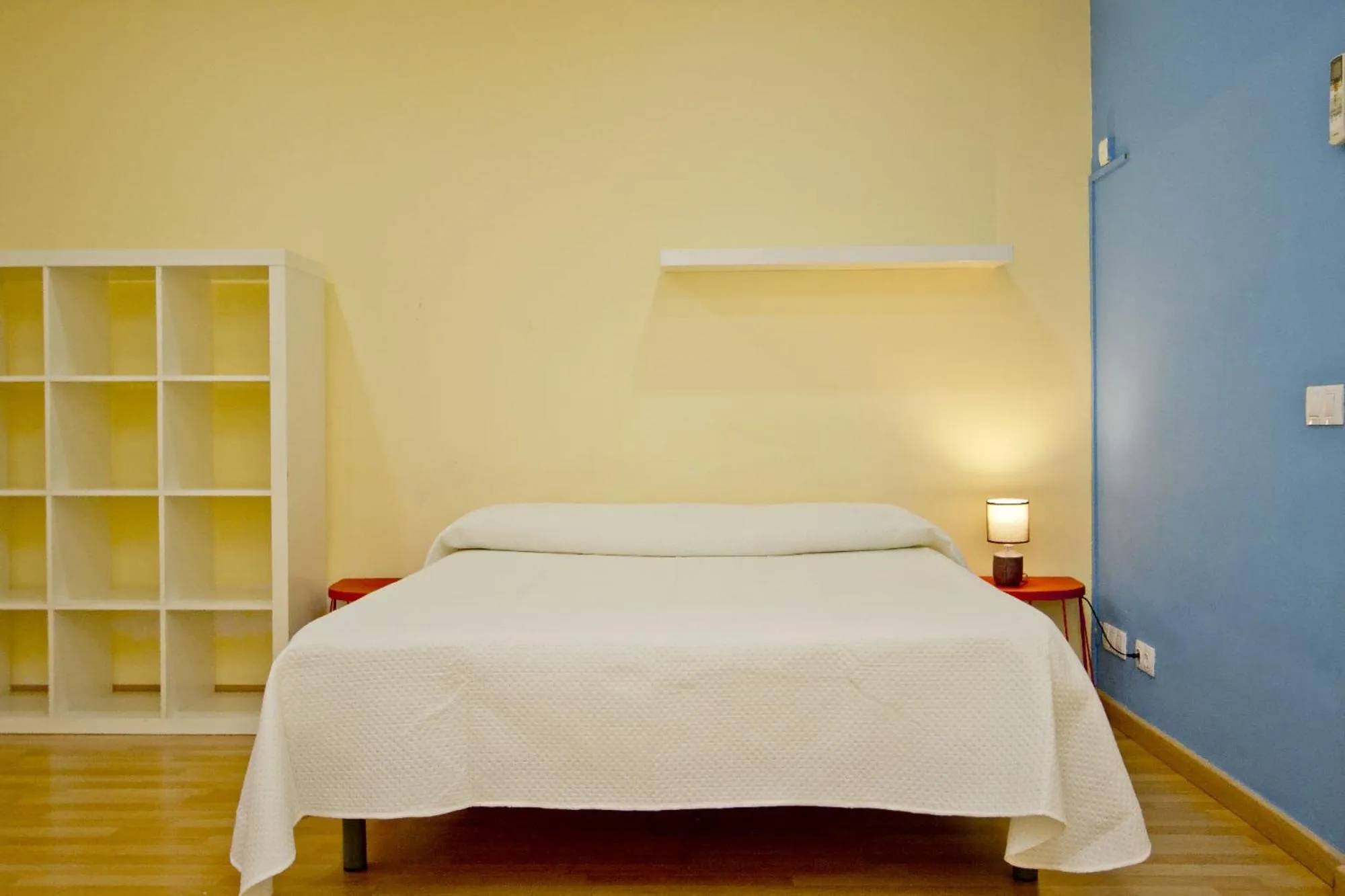 Bed in Barcelona City Apartment