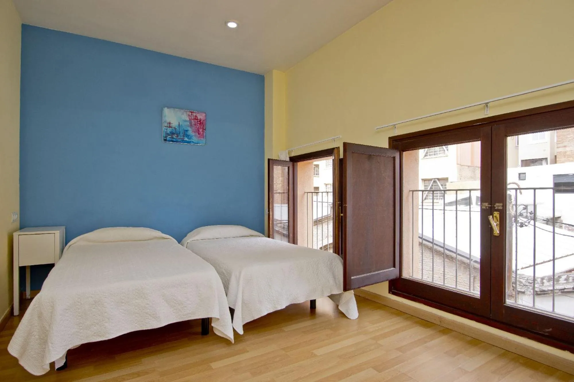 Bed in Barcelona City Apartment