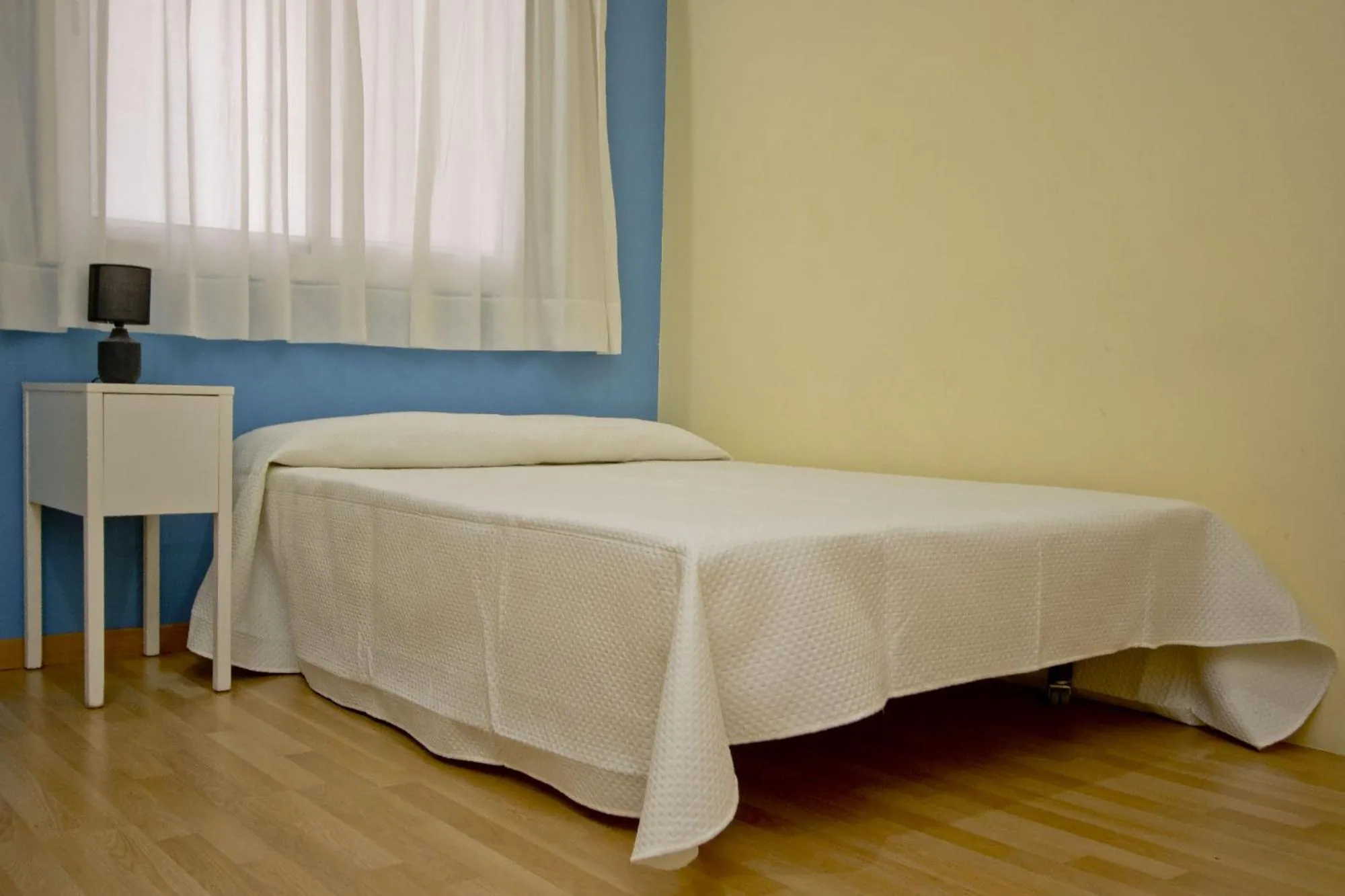 Bed in Barcelona City Apartment