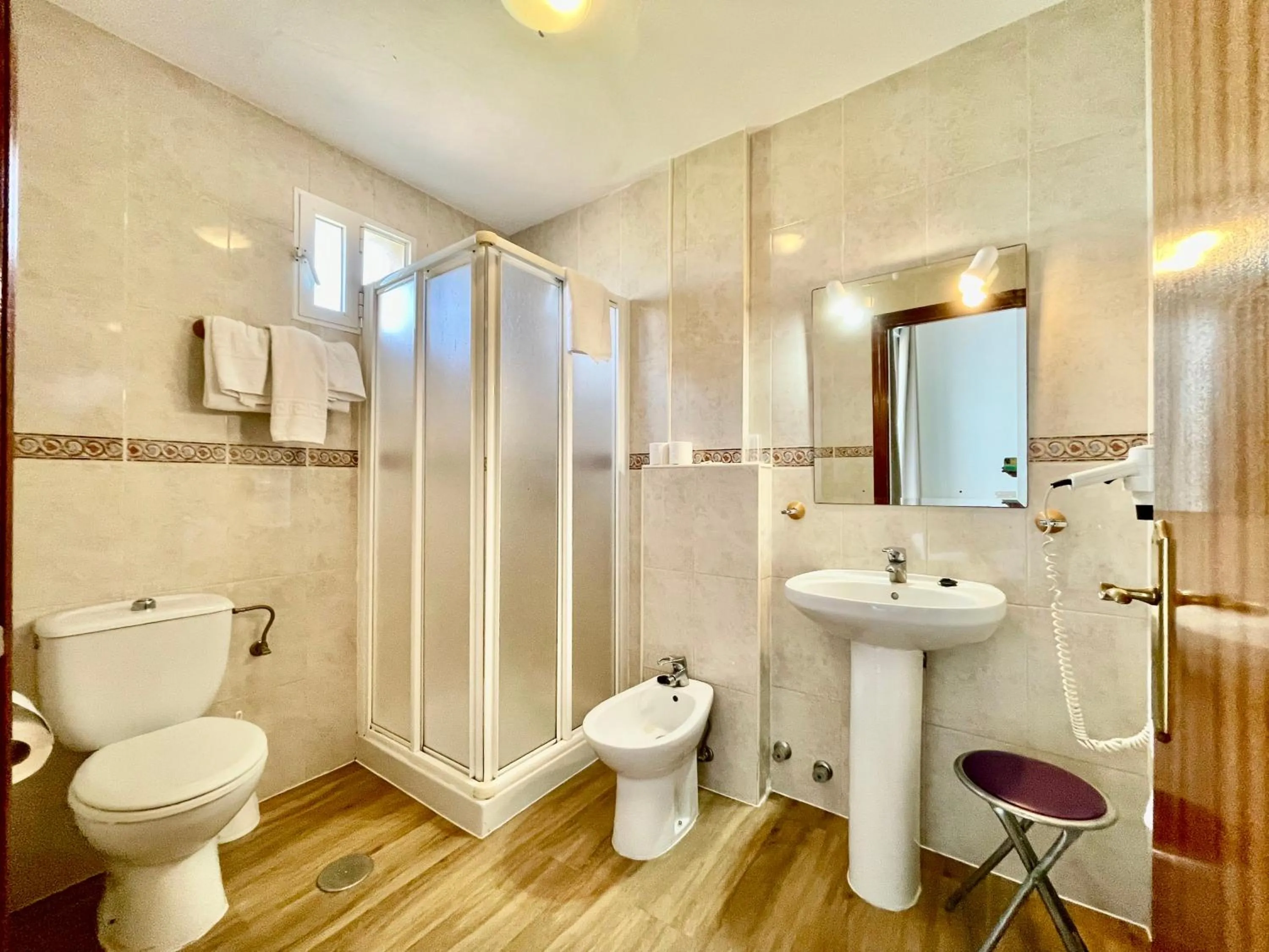 Lobby or reception in Hotel Balneario Fuentes del Trampal