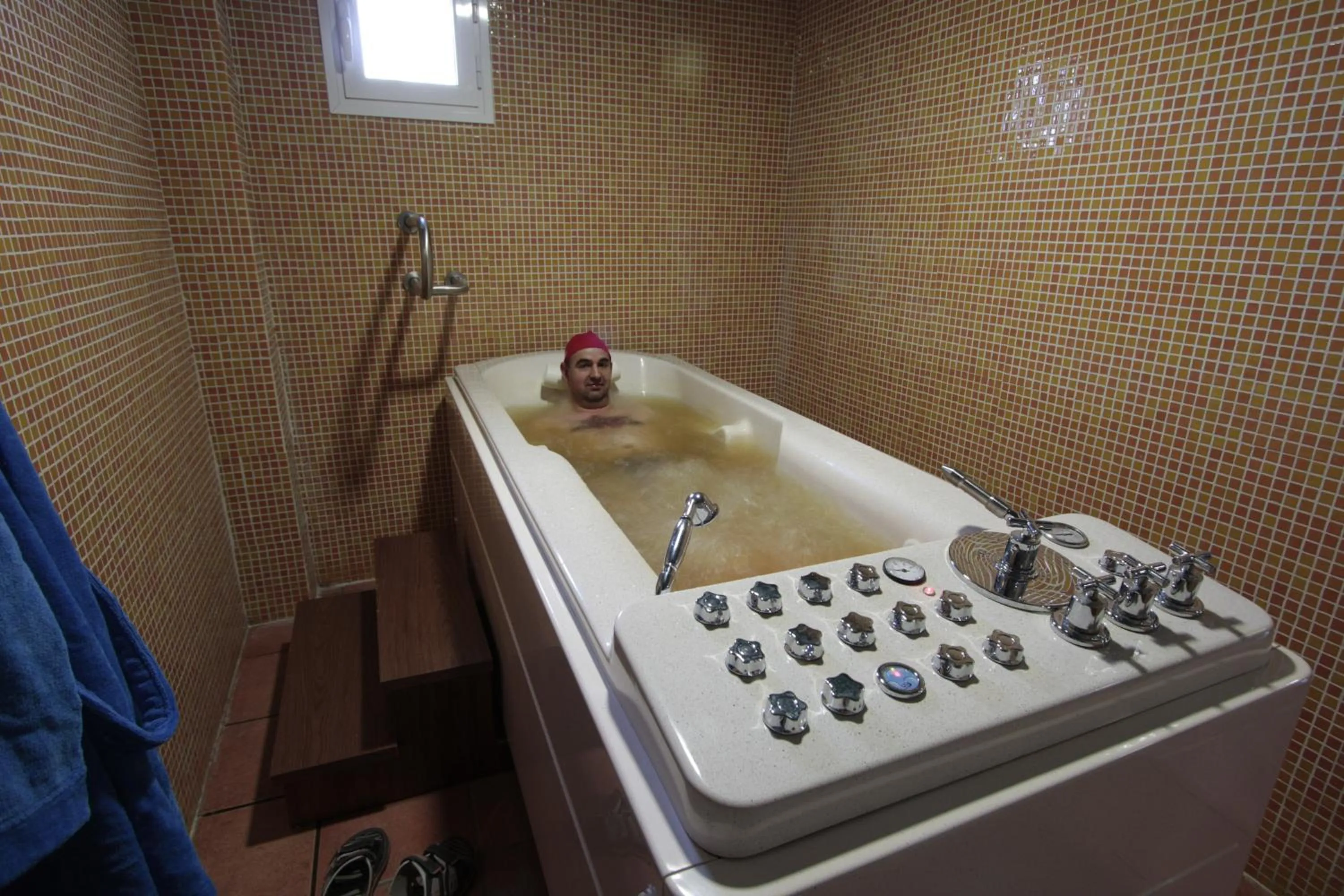 Spa and wellness centre/facilities in Hotel Balneario Fuentes del Trampal