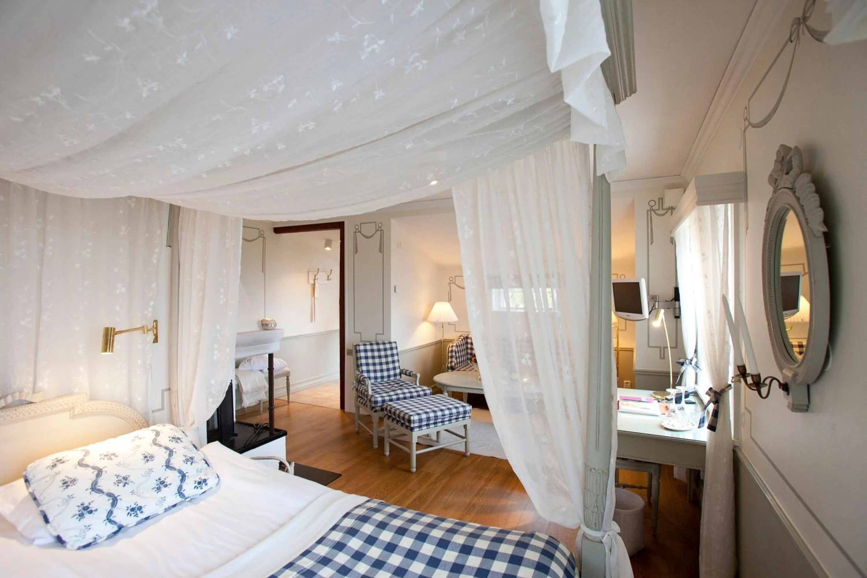 Photo of the whole room, Bed in Tällbergsgårdens Hotell