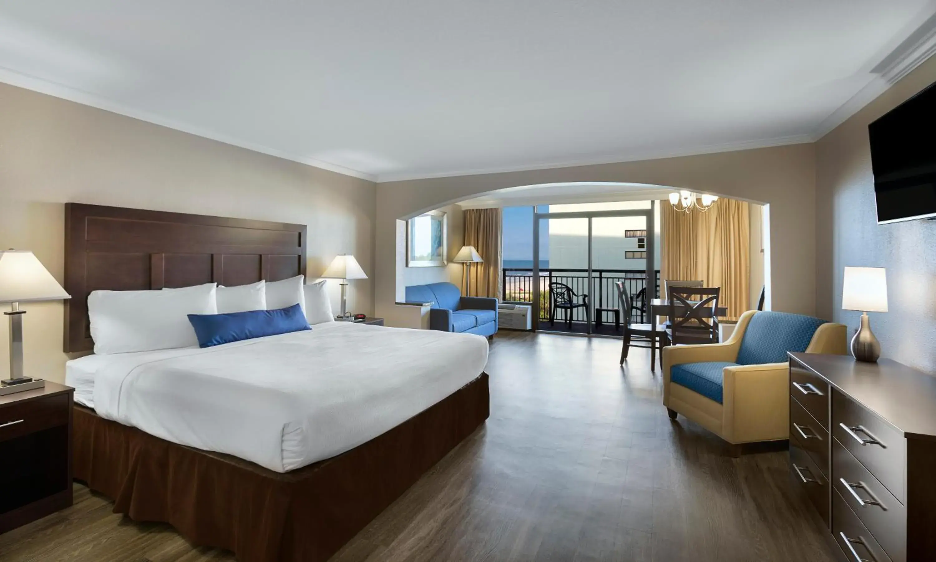 Oceanview King Efficiency in Caravelle Resort Oceanview King Efficiency in Caravelle Resort