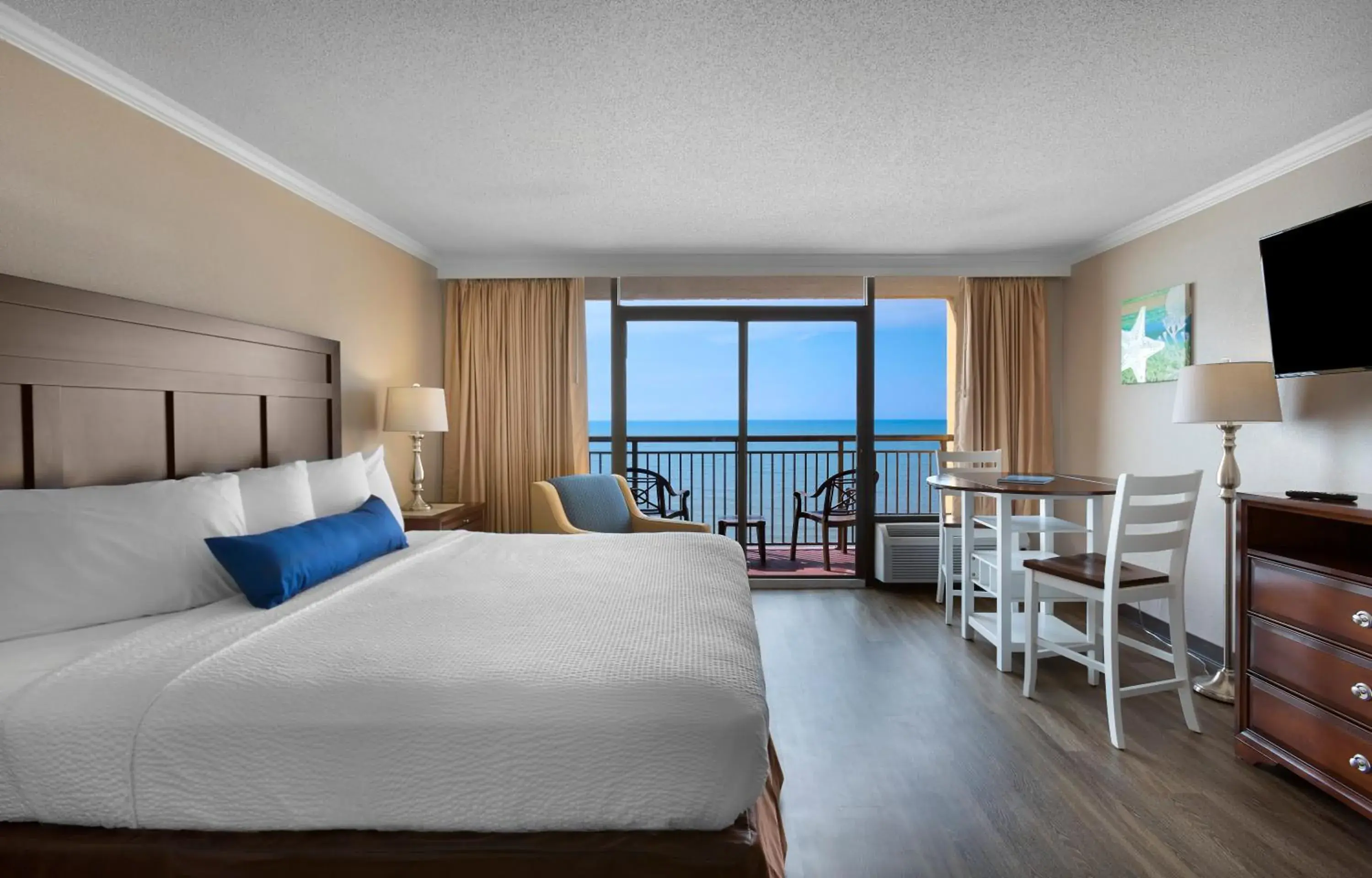 King Room in Caravelle Resort King Room in Caravelle Resort