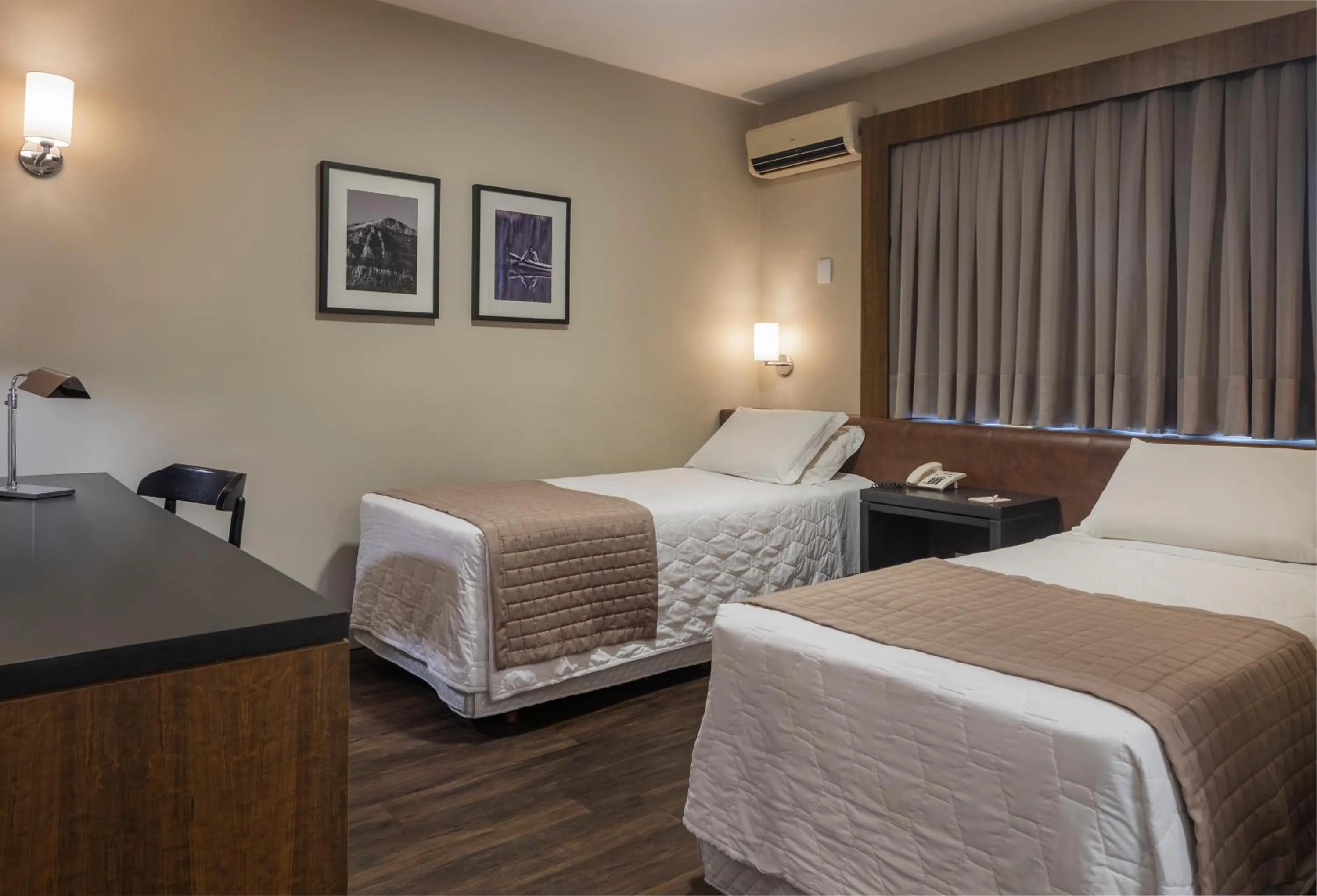 Bed in Porto da Ilha Hotel