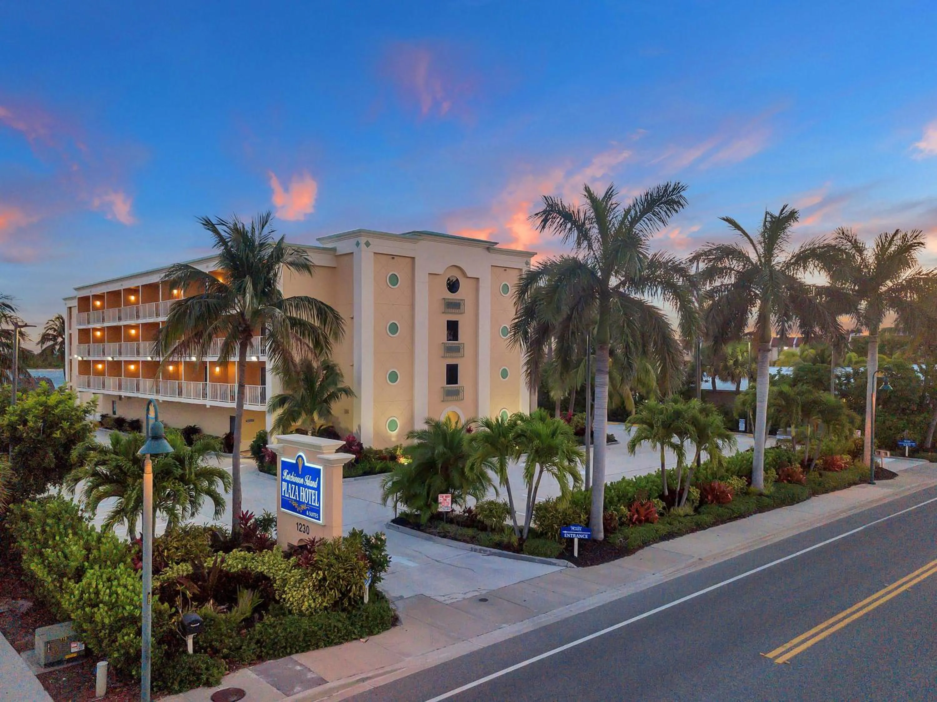 Property building in Hutchinson Island Hotel