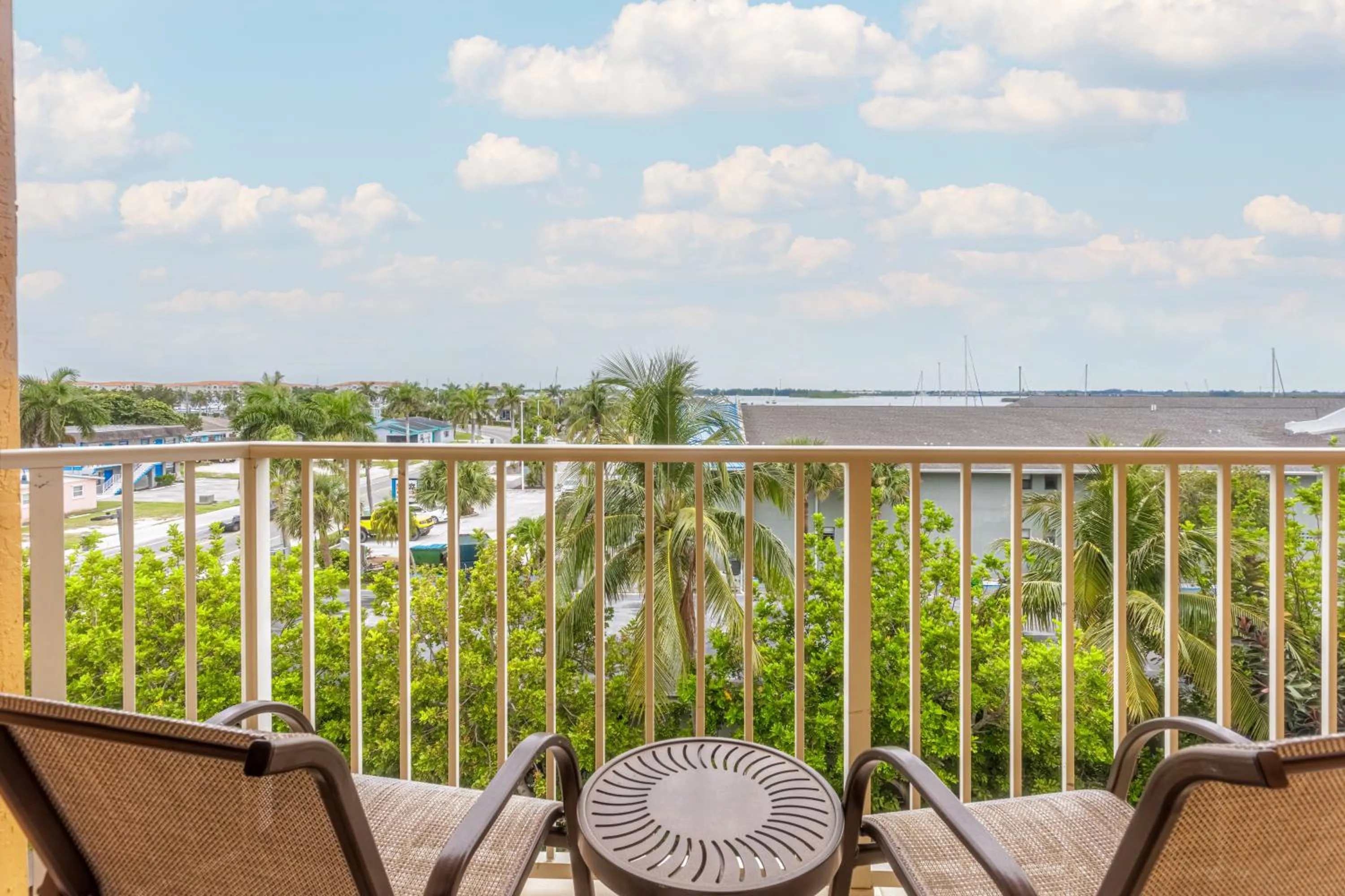 Balcony/Terrace in Hutchinson Island Hotel