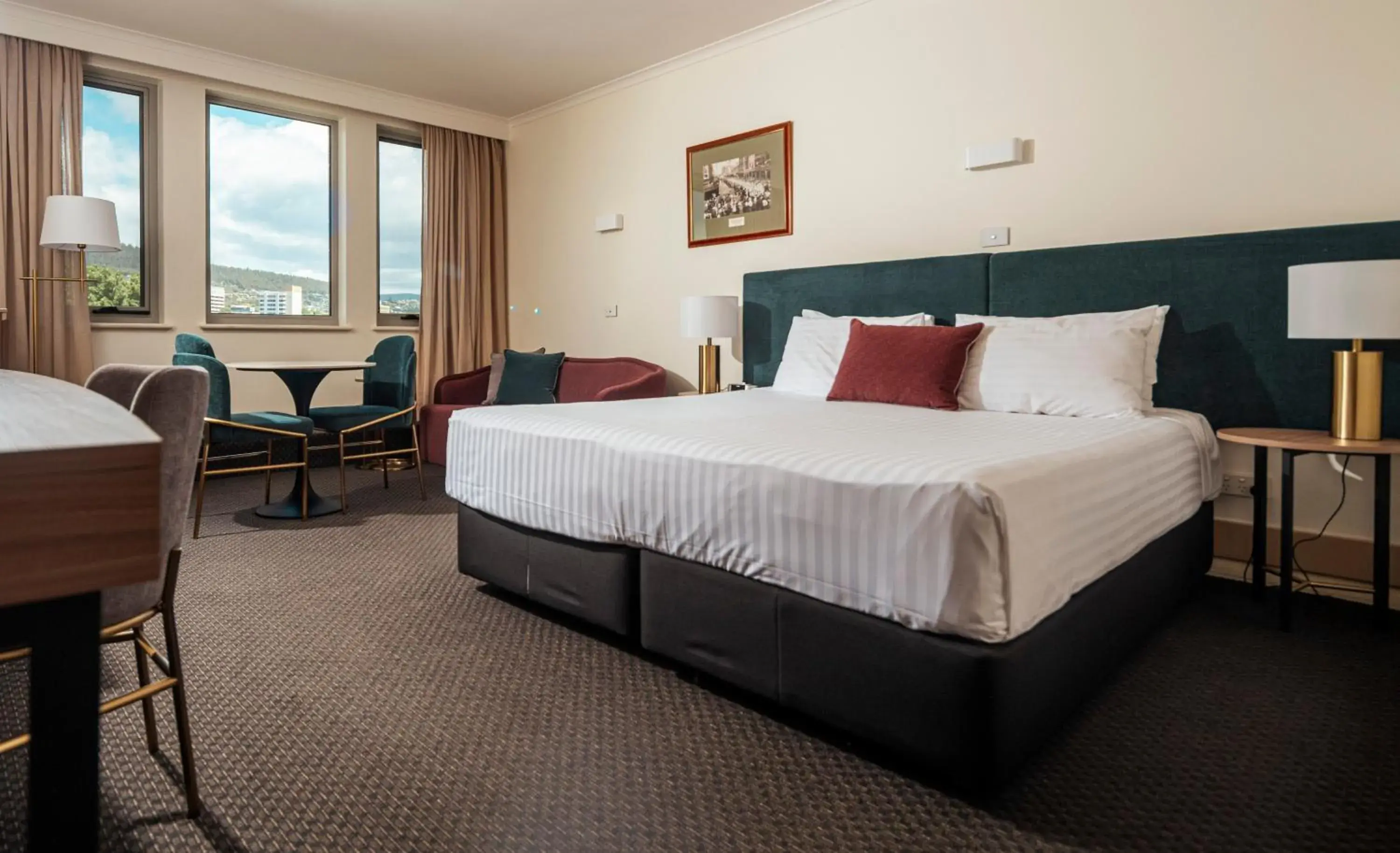 Double Room with Mountain View in Lenna Of Hobart Double Room with Mountain View in Lenna Of Hobart