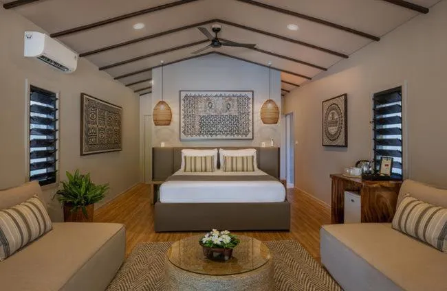 Bed in Mantaray Island Resort