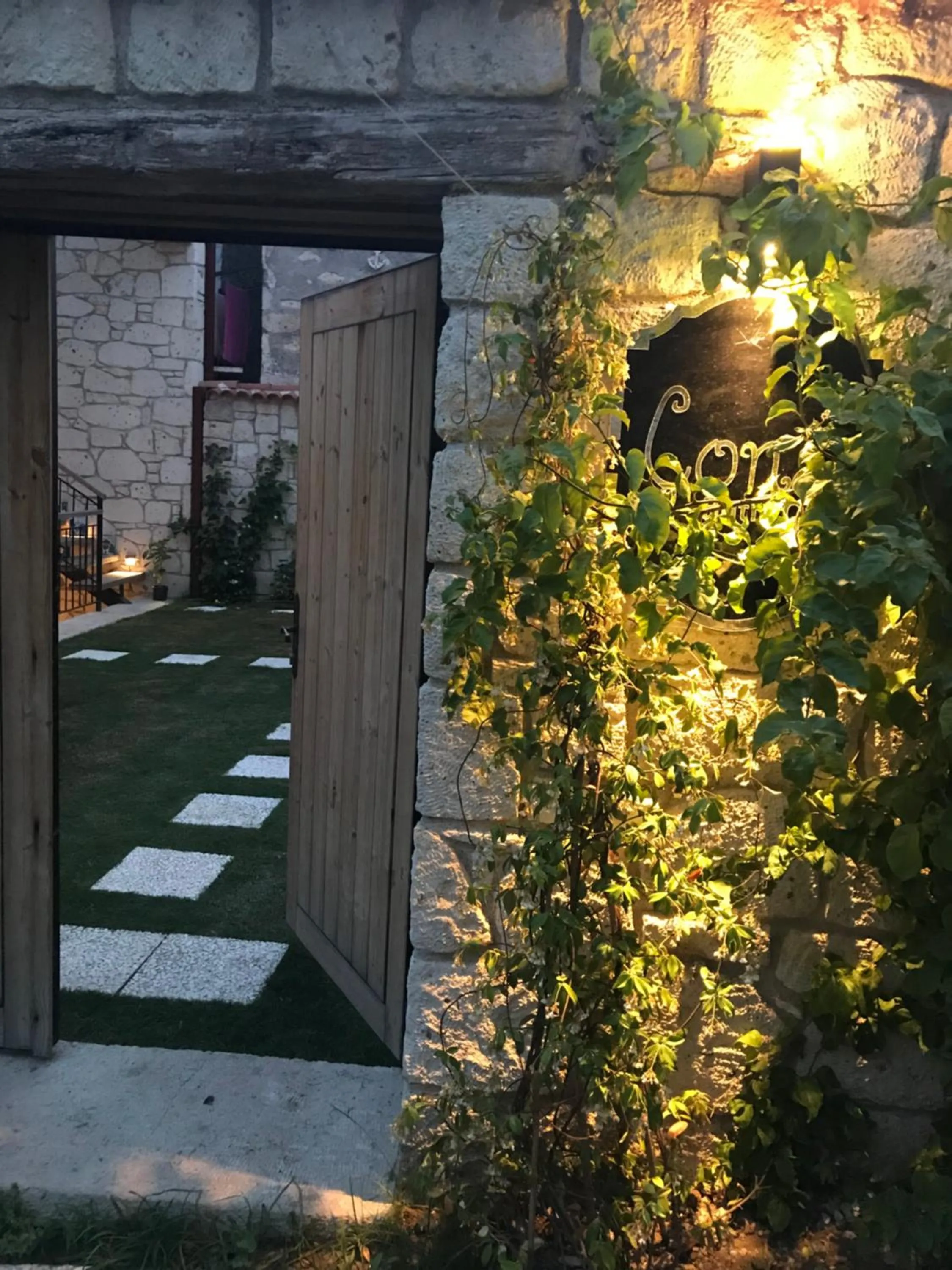 Facade/entrance in Çona Otel