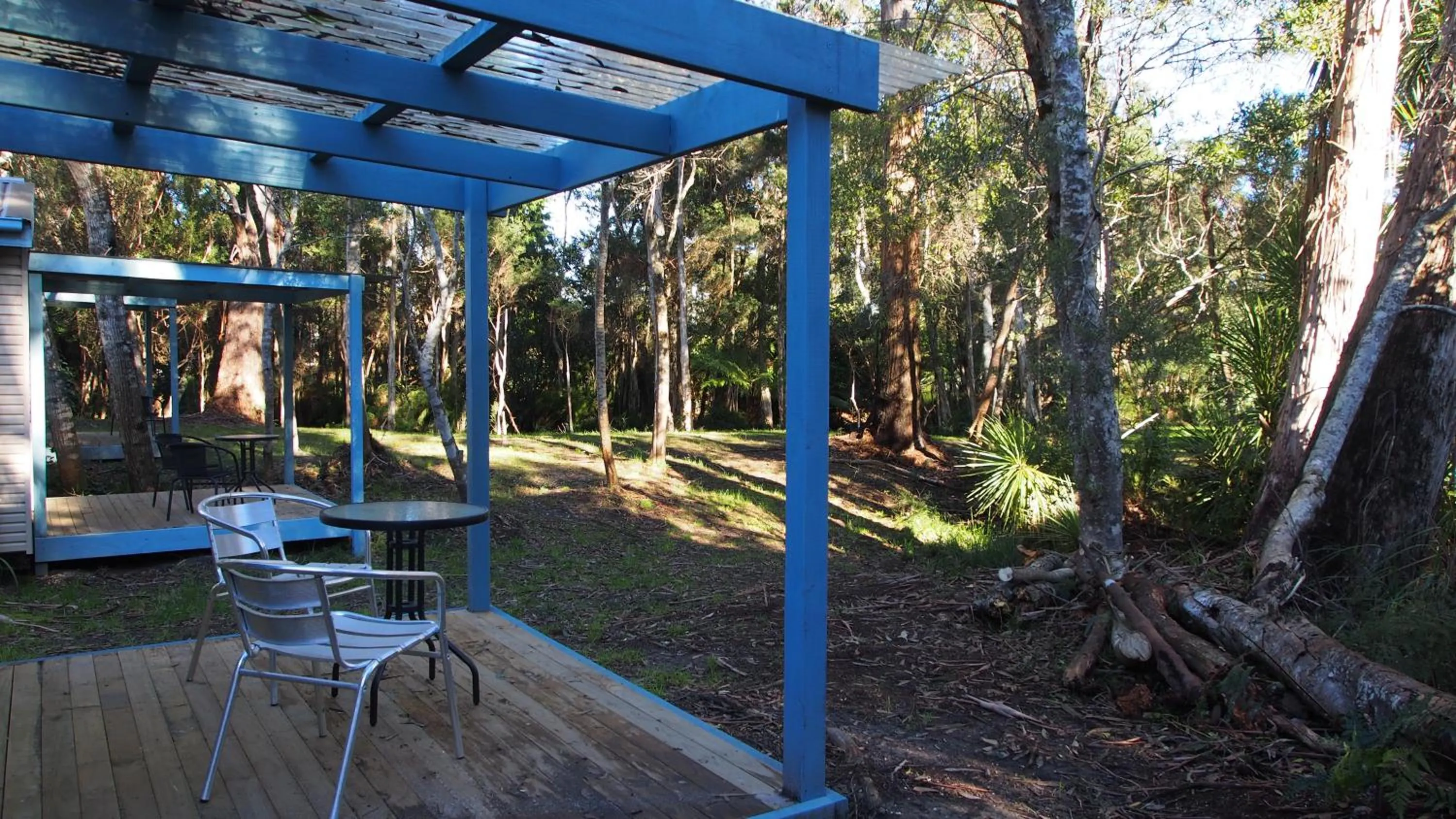 Patio in Strahan Retreat Holiday Park