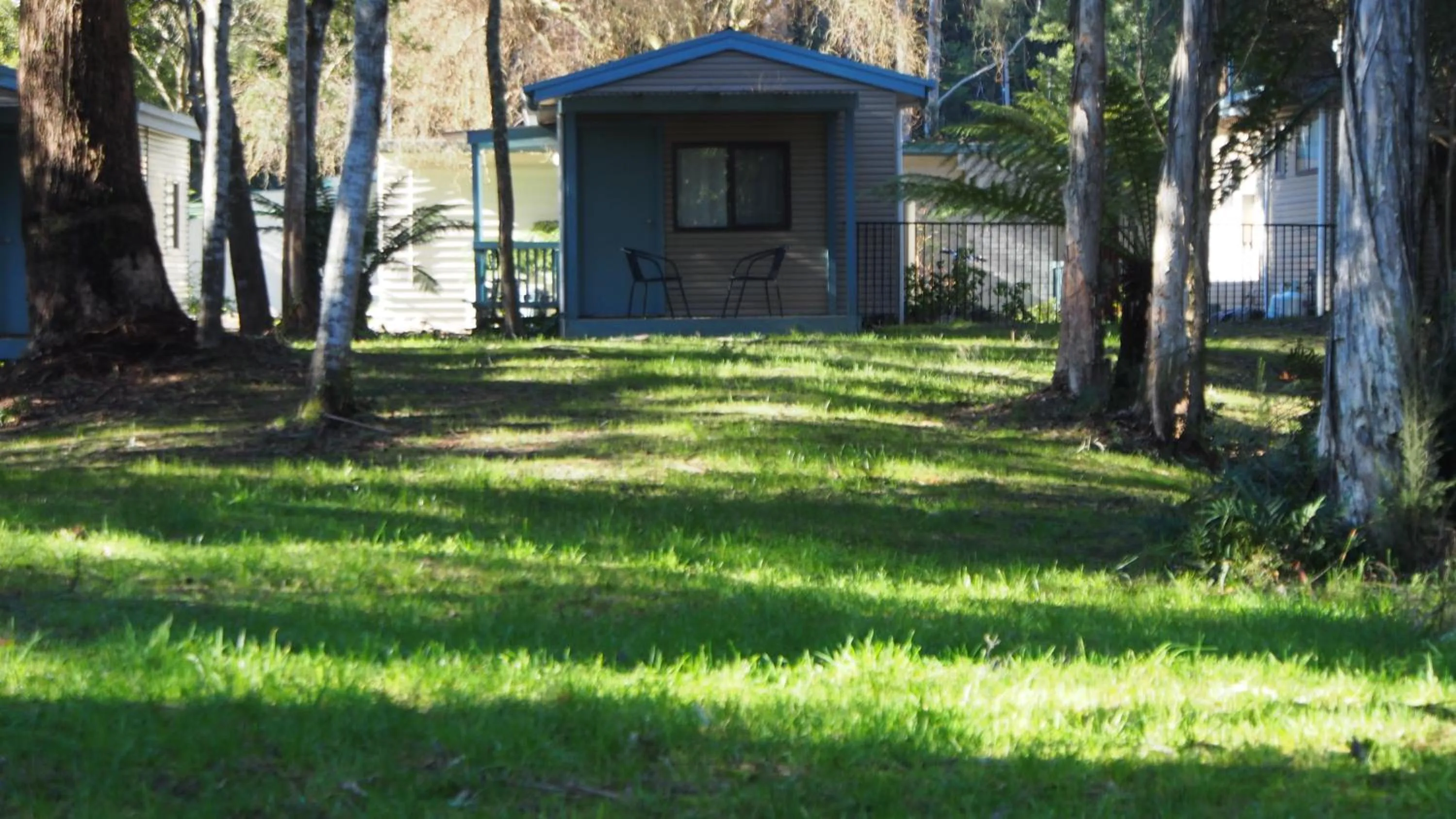 Property building in Strahan Retreat Holiday Park