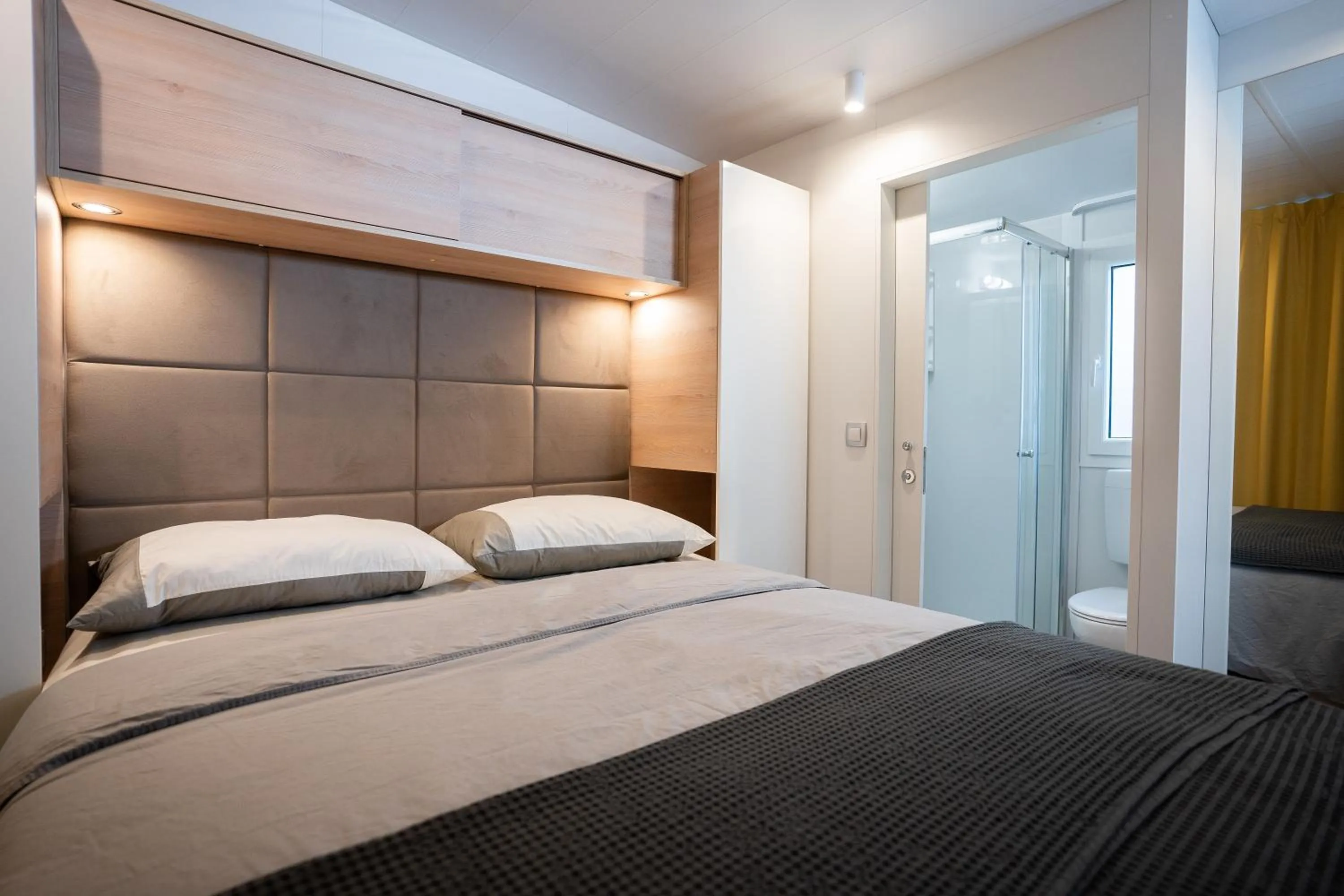 Bedroom, Bed in Lavanda Mobile Homes & Villas