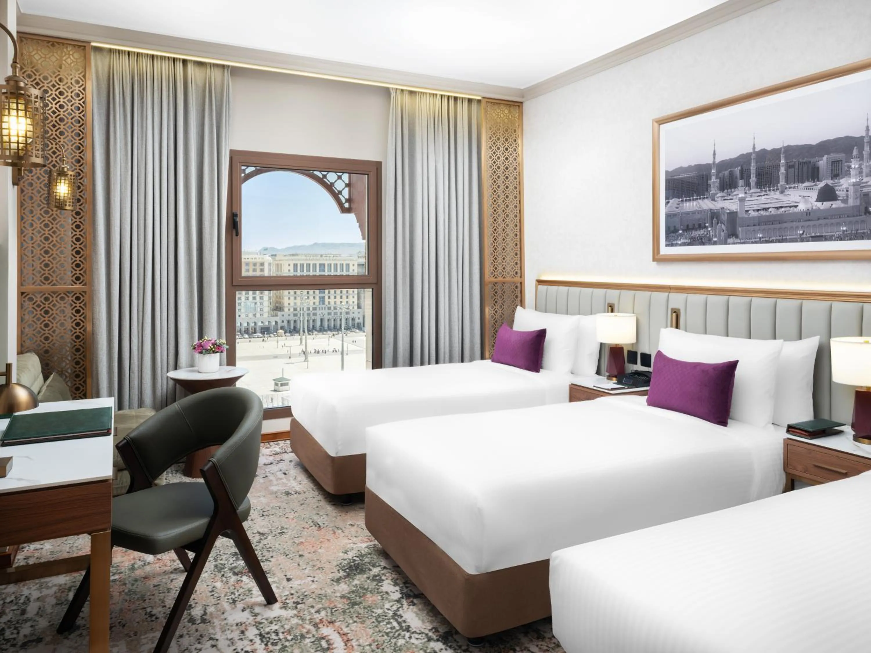 Bed in Elaf Taiba Hotel