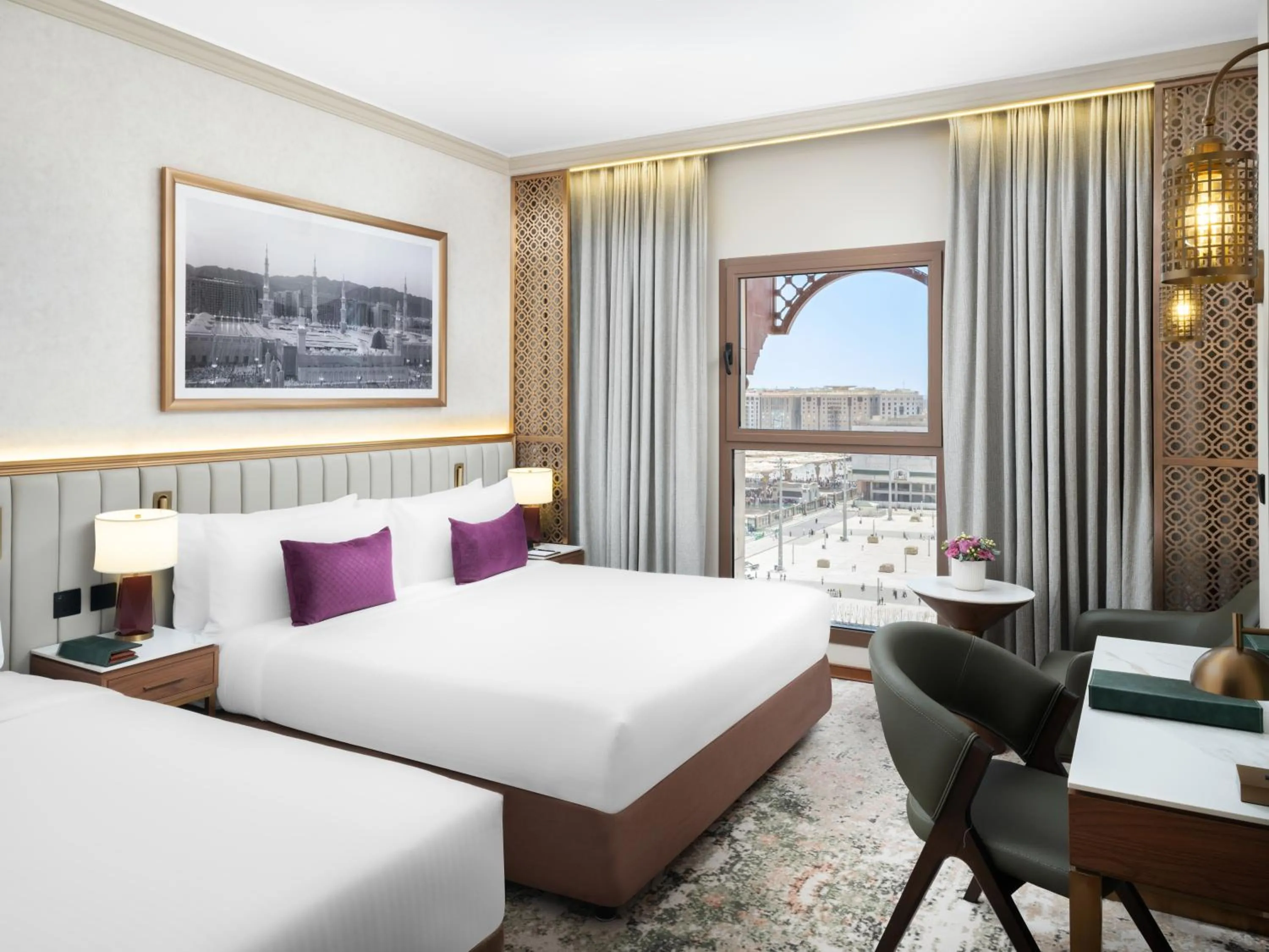 Bedroom, Bed in Elaf Taiba Hotel