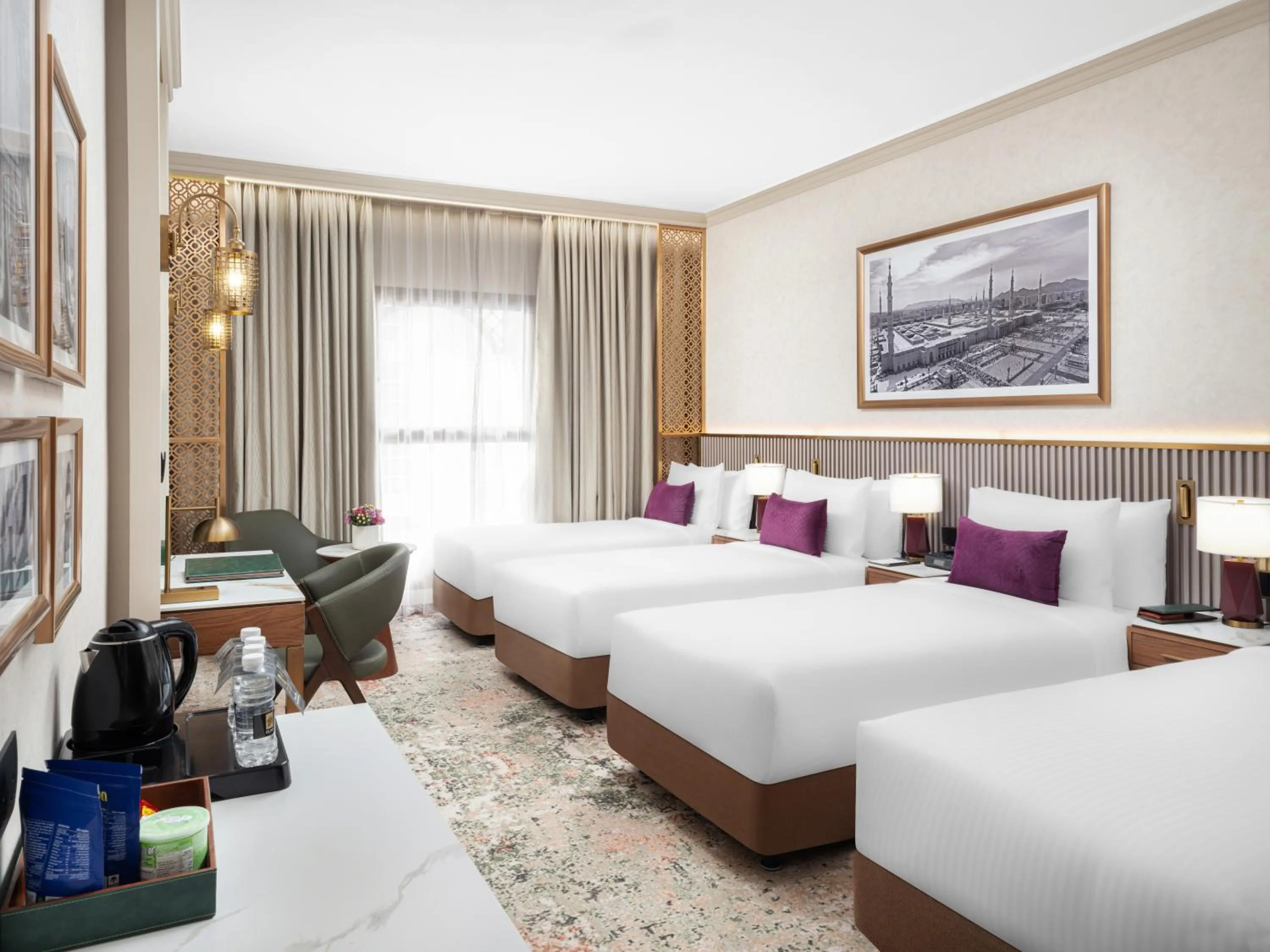 Bed in Elaf Taiba Hotel