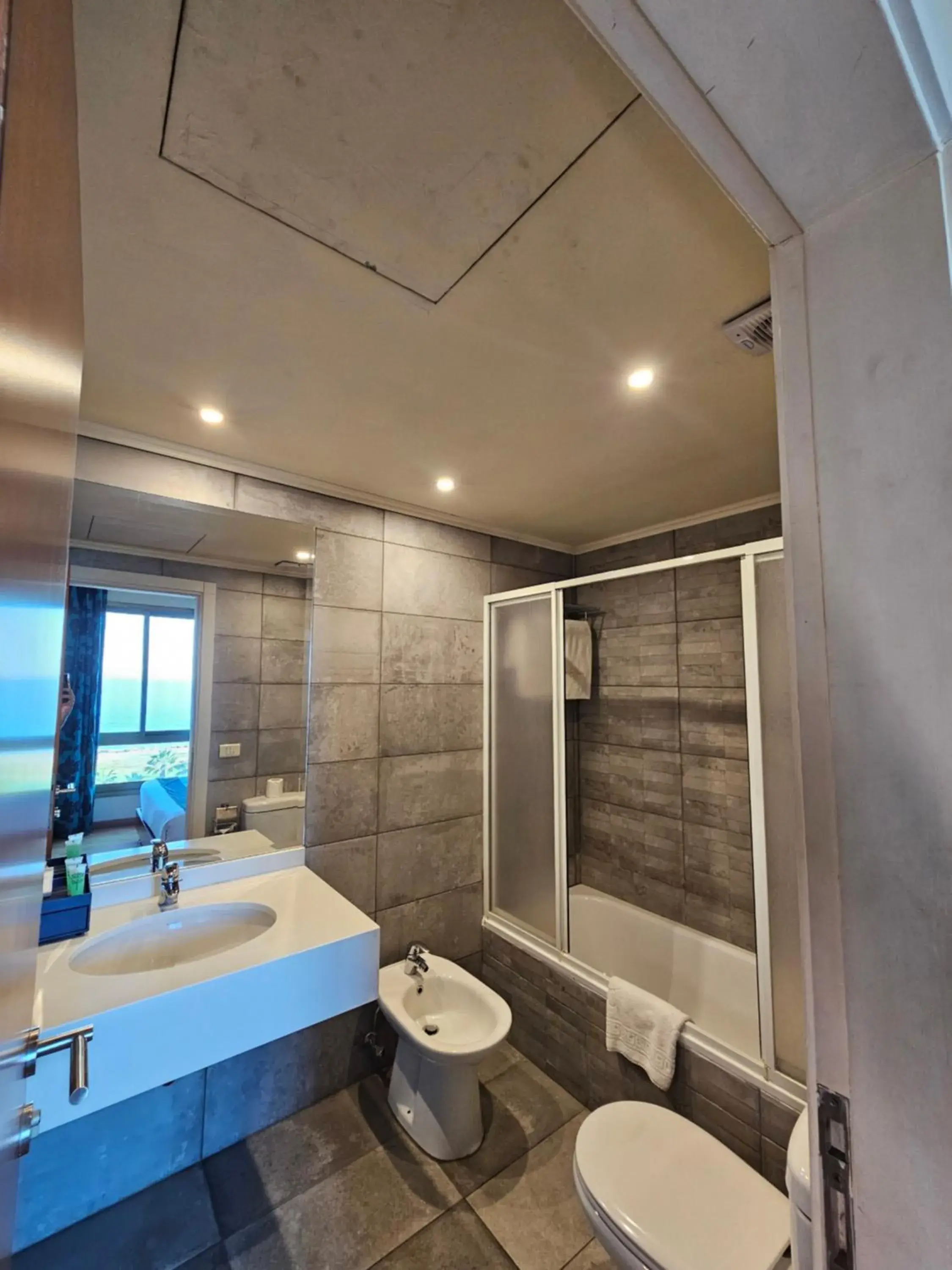 Superior Twin Bed Room with Sea View in Princessa Hotel Superior Twin Bed Room with Sea View in Princessa Hotel