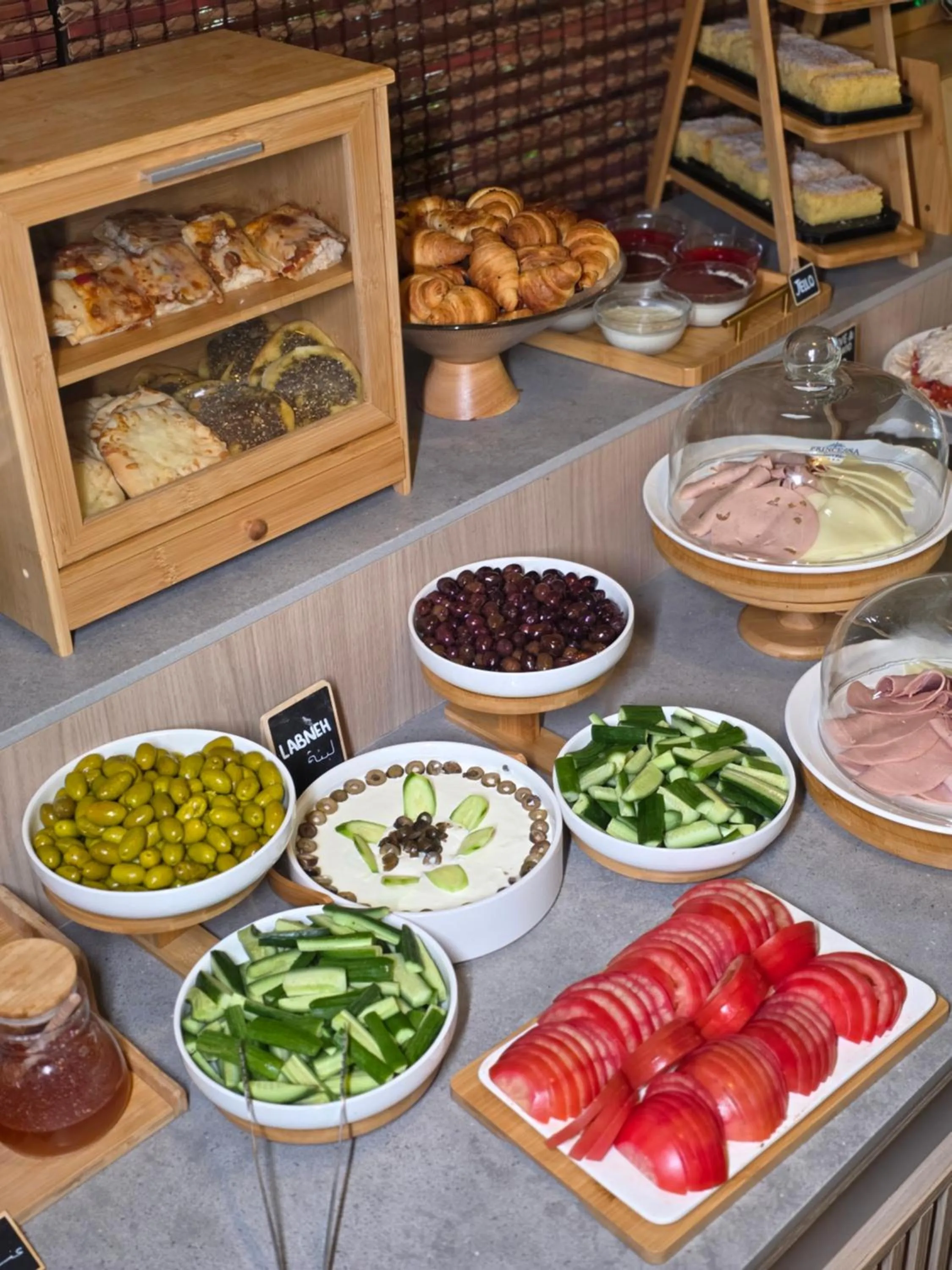 Restaurant/places to eat in Princessa Hotel