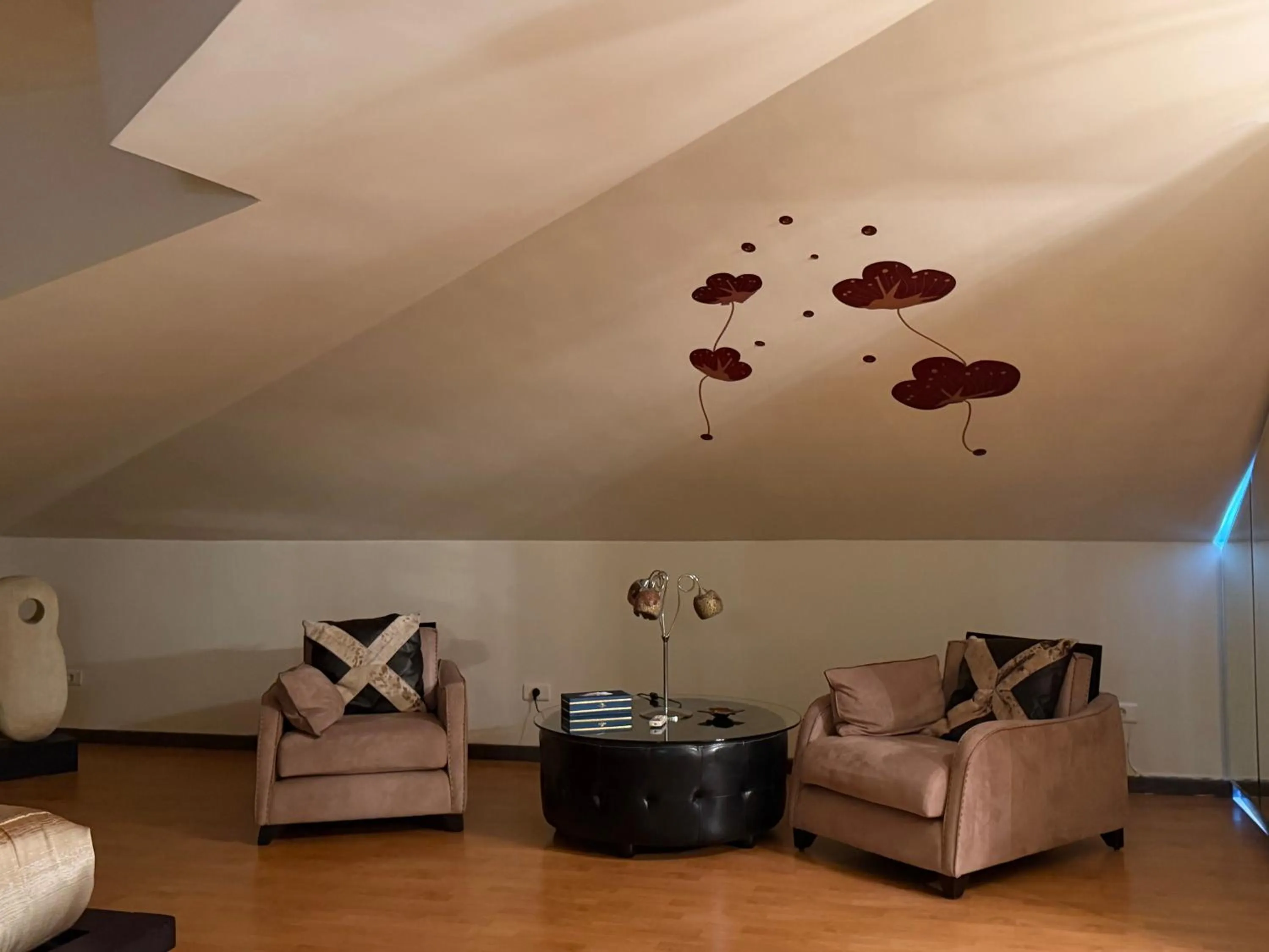 Seating area in Princessa Hotel