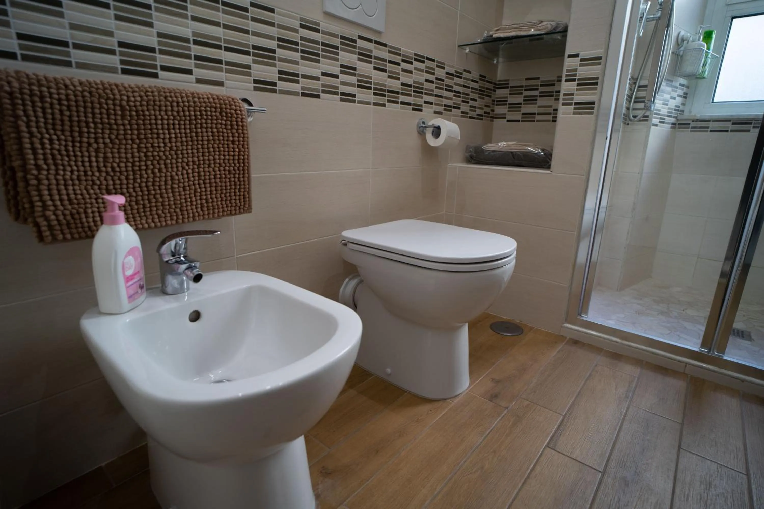 Shower in Appartamento Piazza Anco Marzio