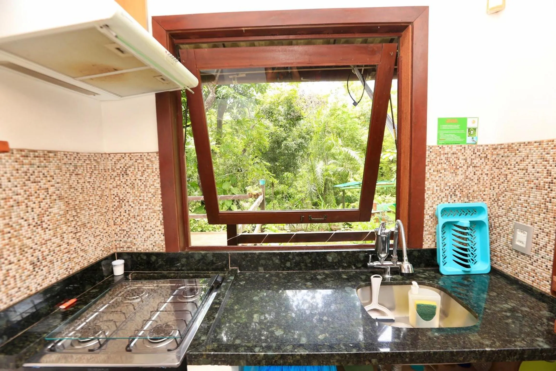 Kitchen or kitchenette in Recanto dos Pássaros Zen Apartamentos em meio de Natureza