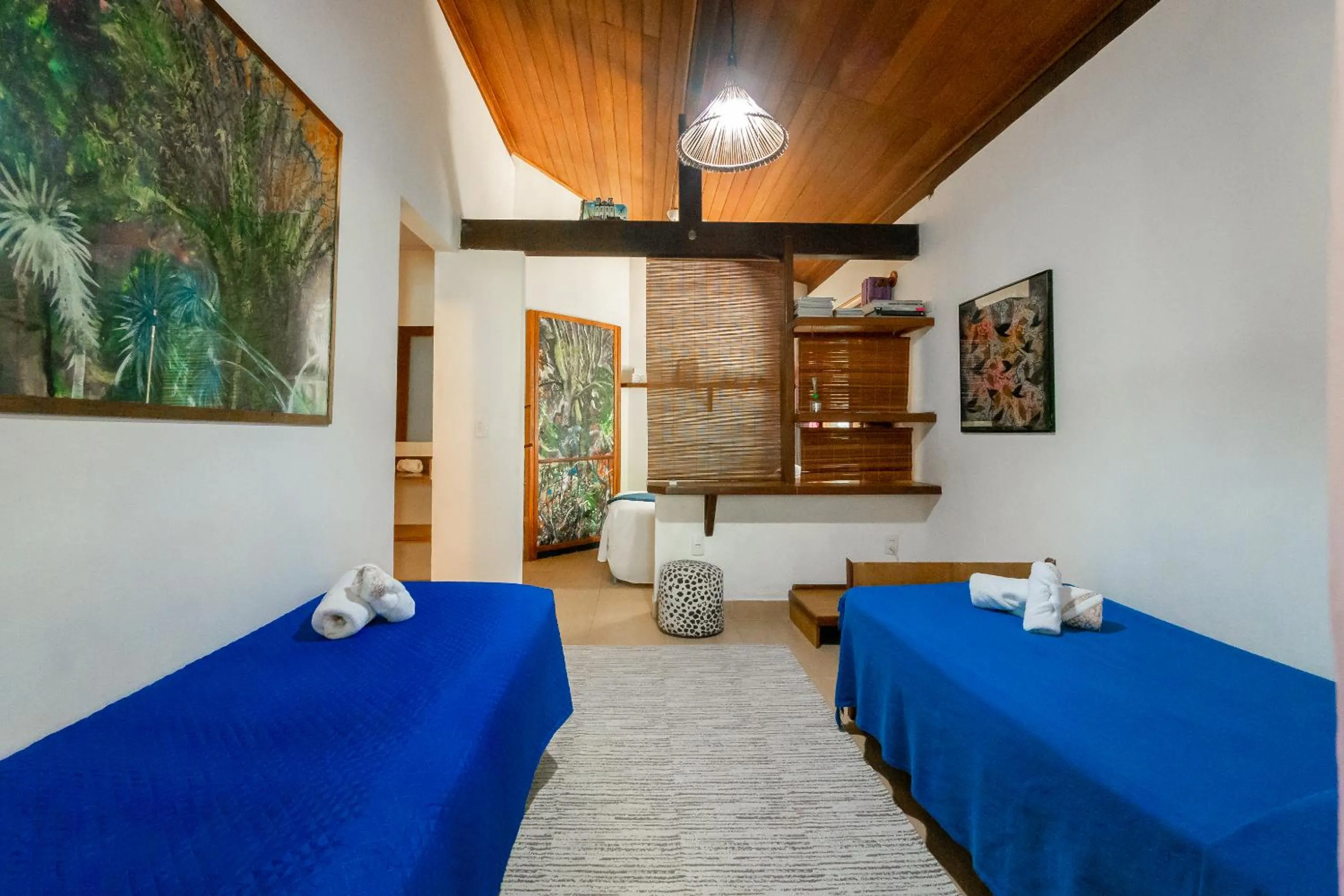 Photo of the whole room, Bed in Recanto dos Pássaros Zen Apartamentos em meio de Natureza