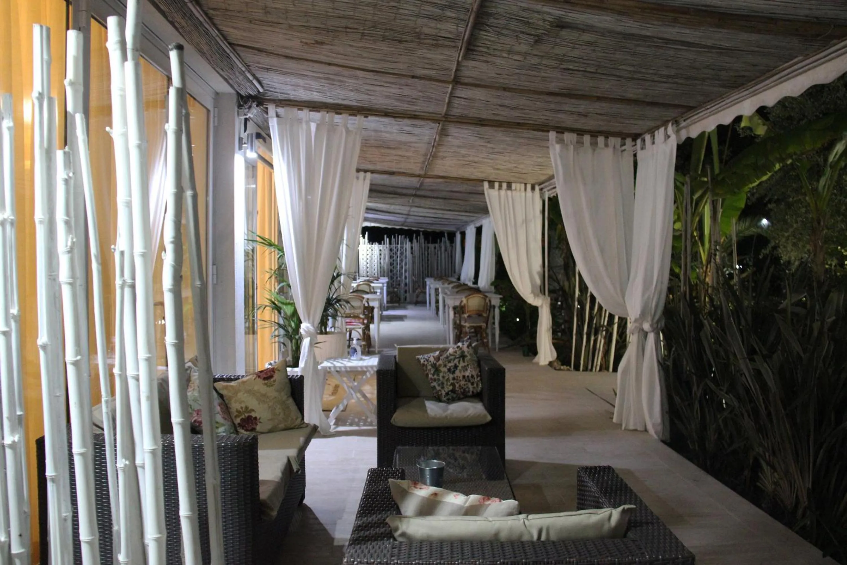 Patio in Hotel Bijou