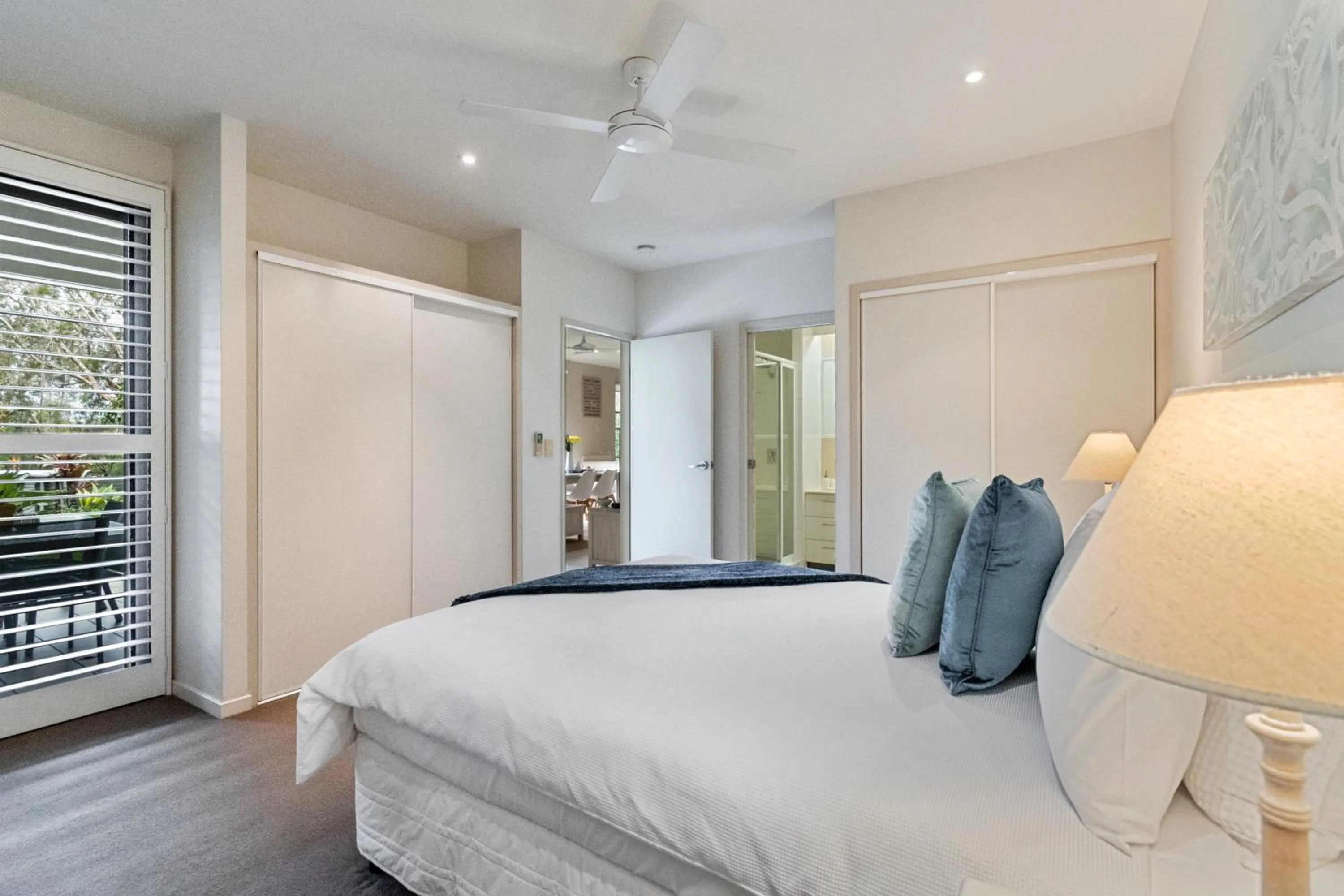 Bed in Metzo Noosa Resort