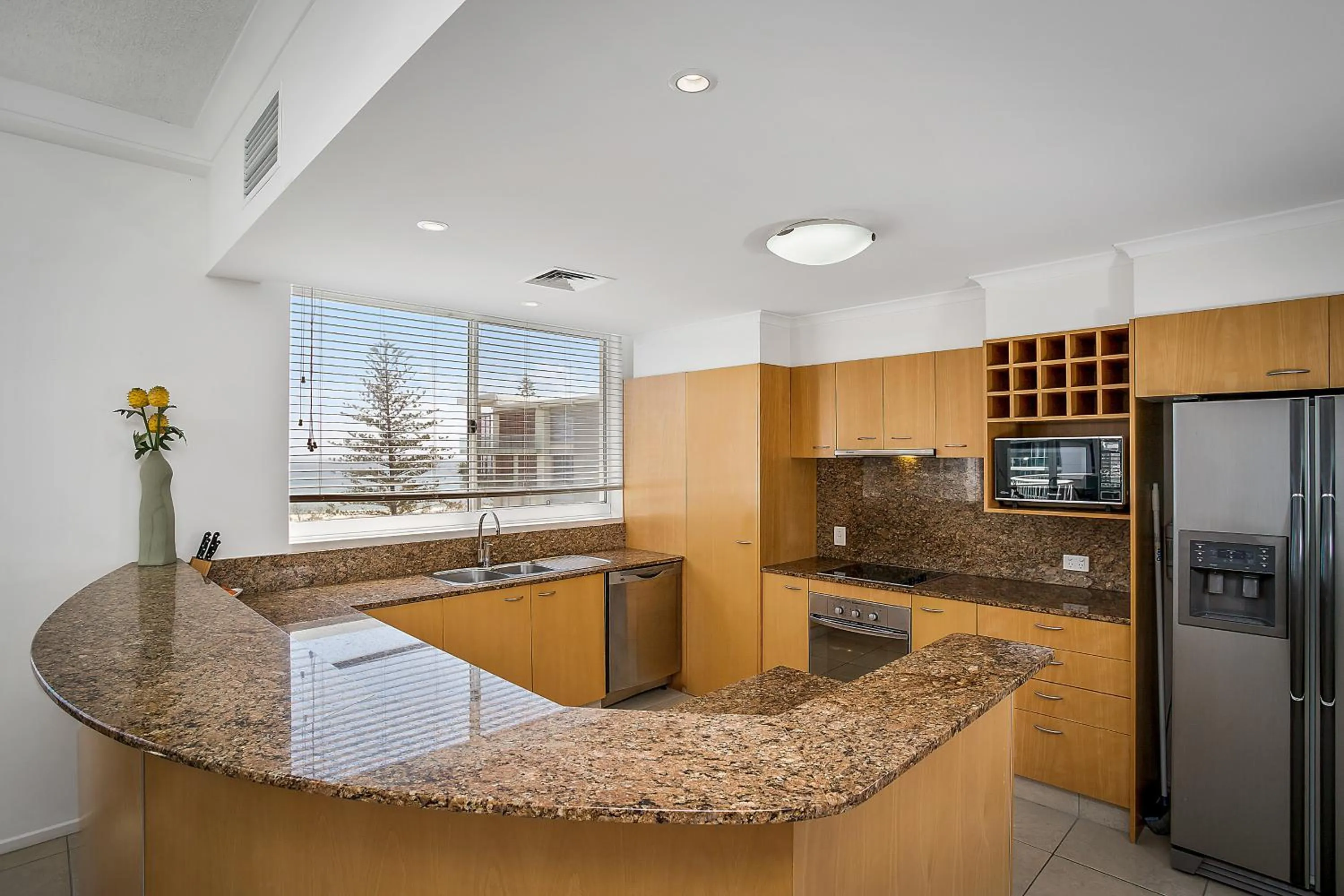 Kitchen or kitchenette in Kirra Beach Apartments