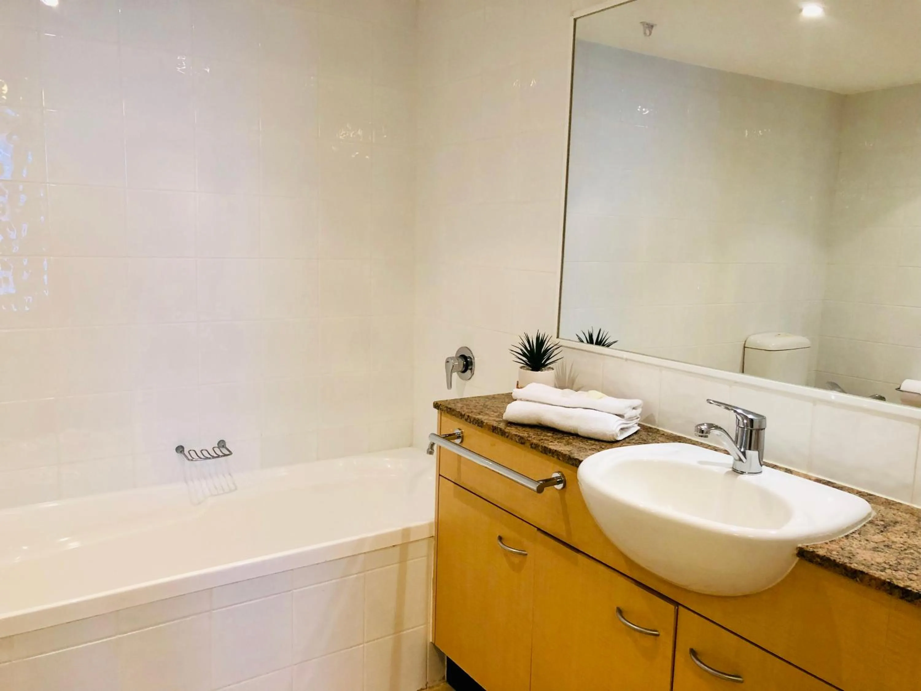 Bathroom in Kirra Beach Apartments