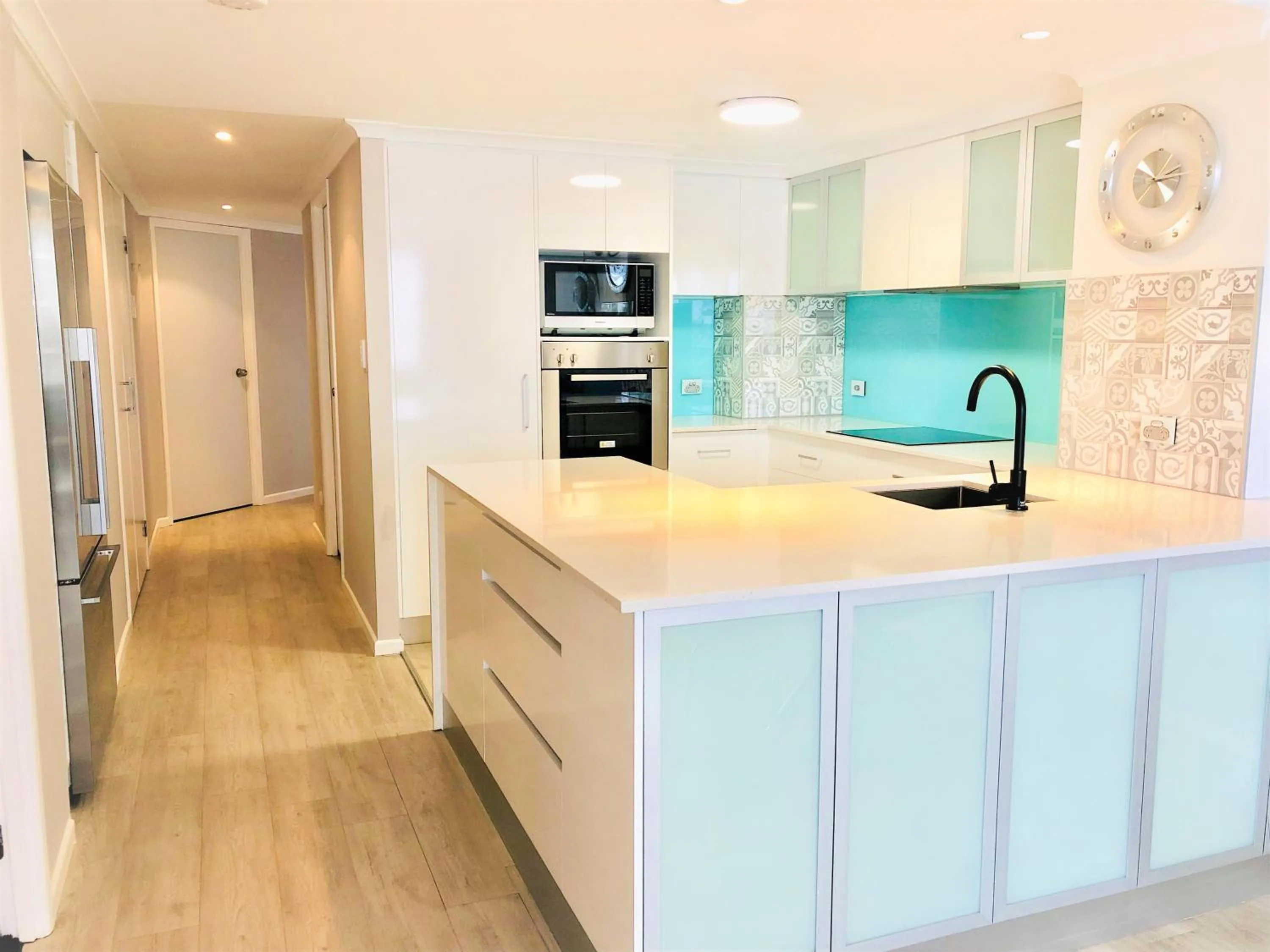 Coffee/tea facilities in Kirra Beach Apartments