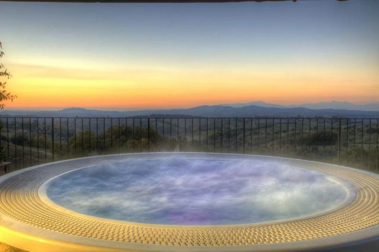 Hot Tub in Castellare Di Tonda