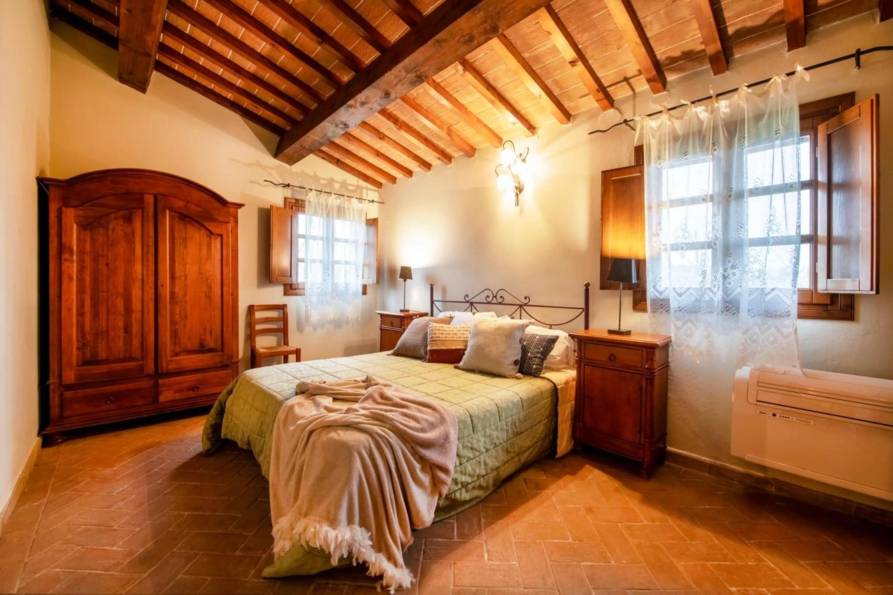 Bedroom, Bed in Castellare Di Tonda