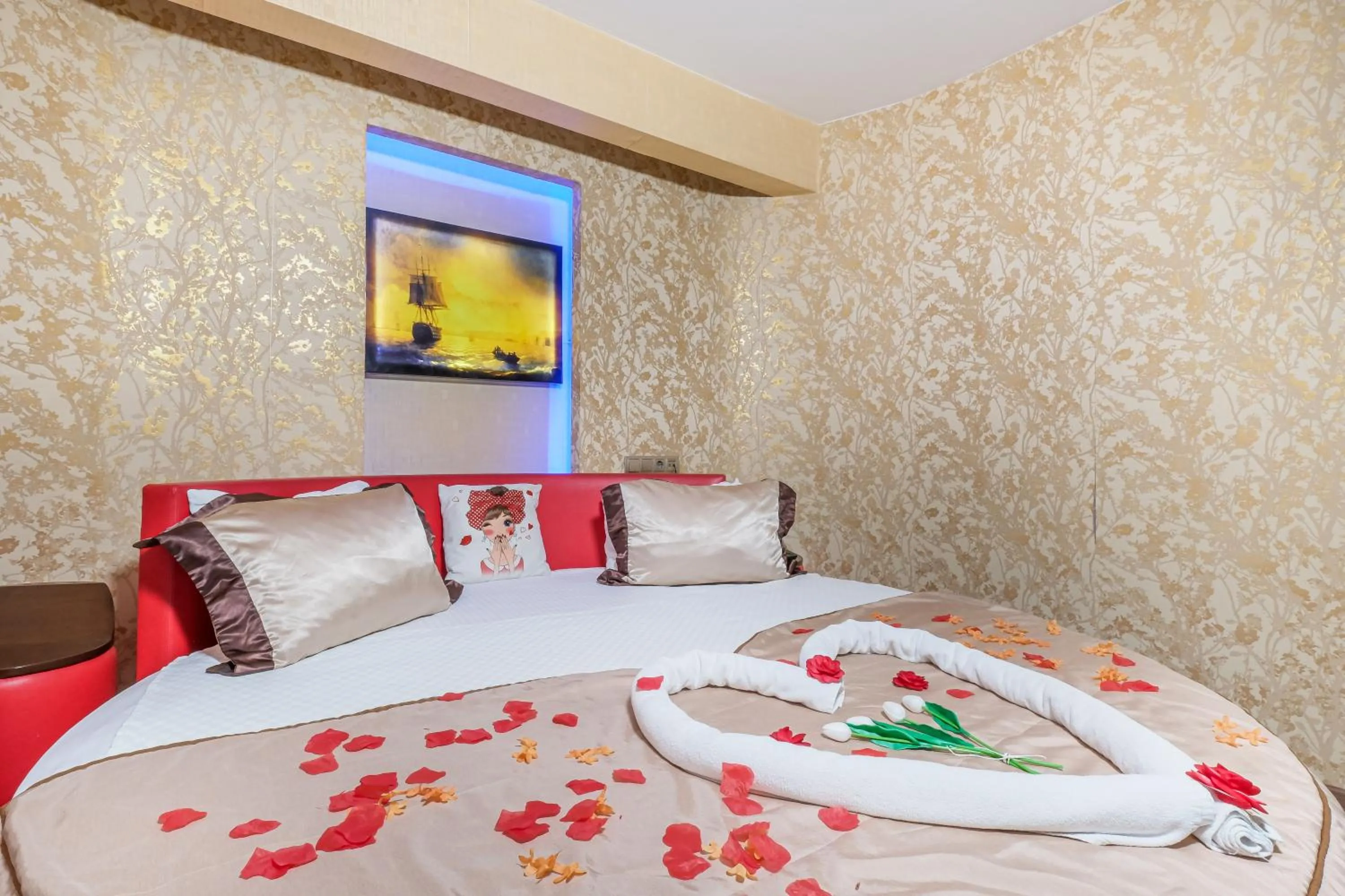 Bed in Marlight Boutique Hotel