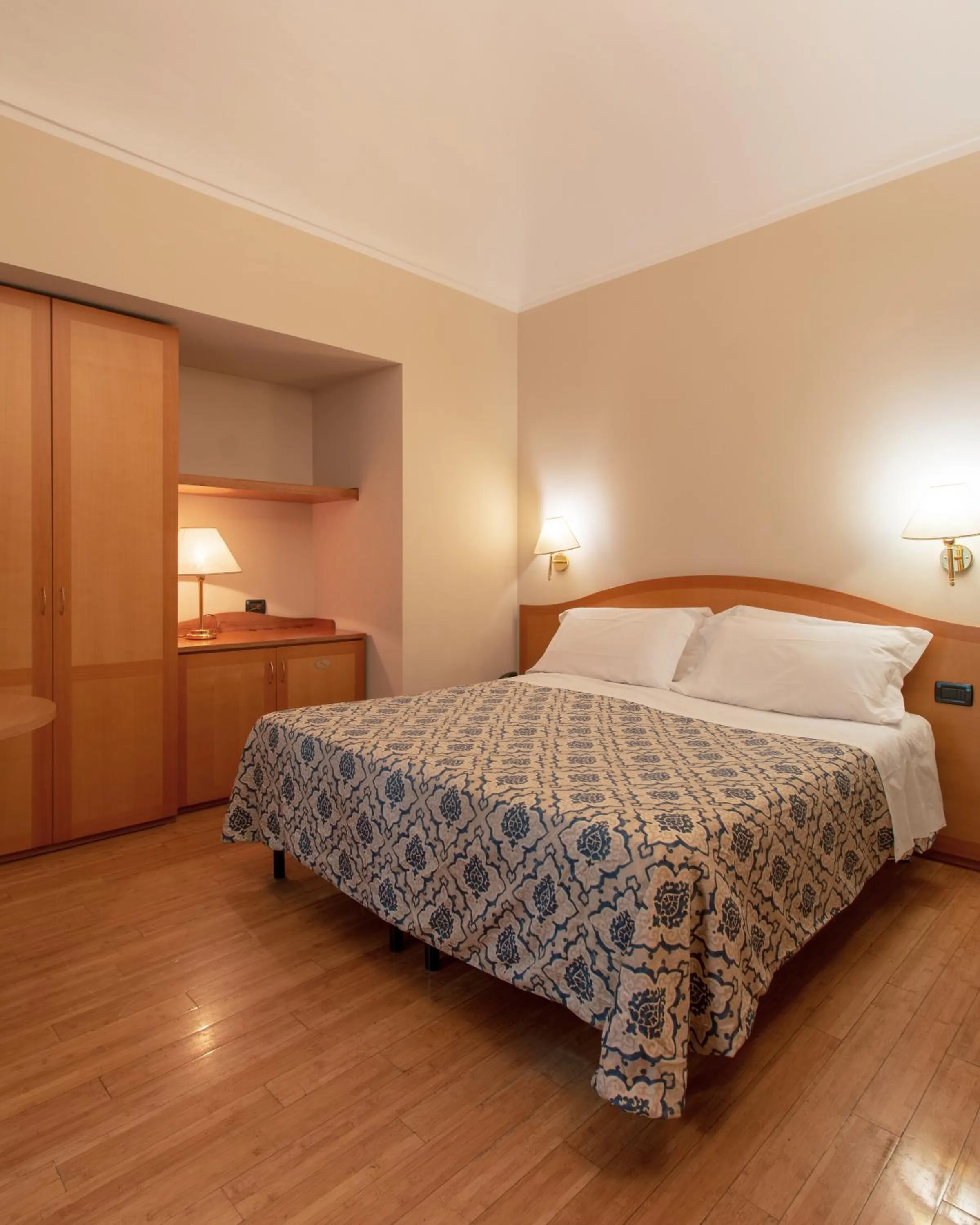 Bed in Hotel Bologna